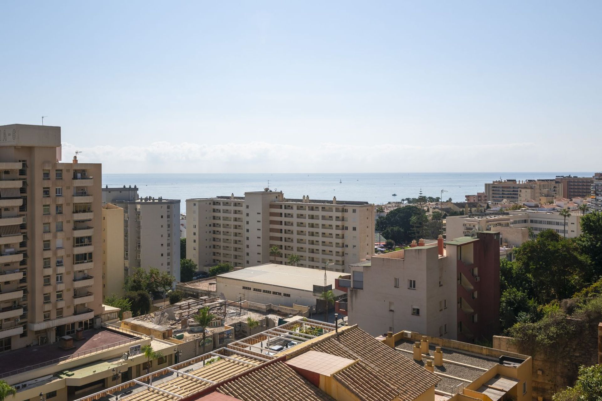 Condominium in Torremolinos, Andalucía 12302081