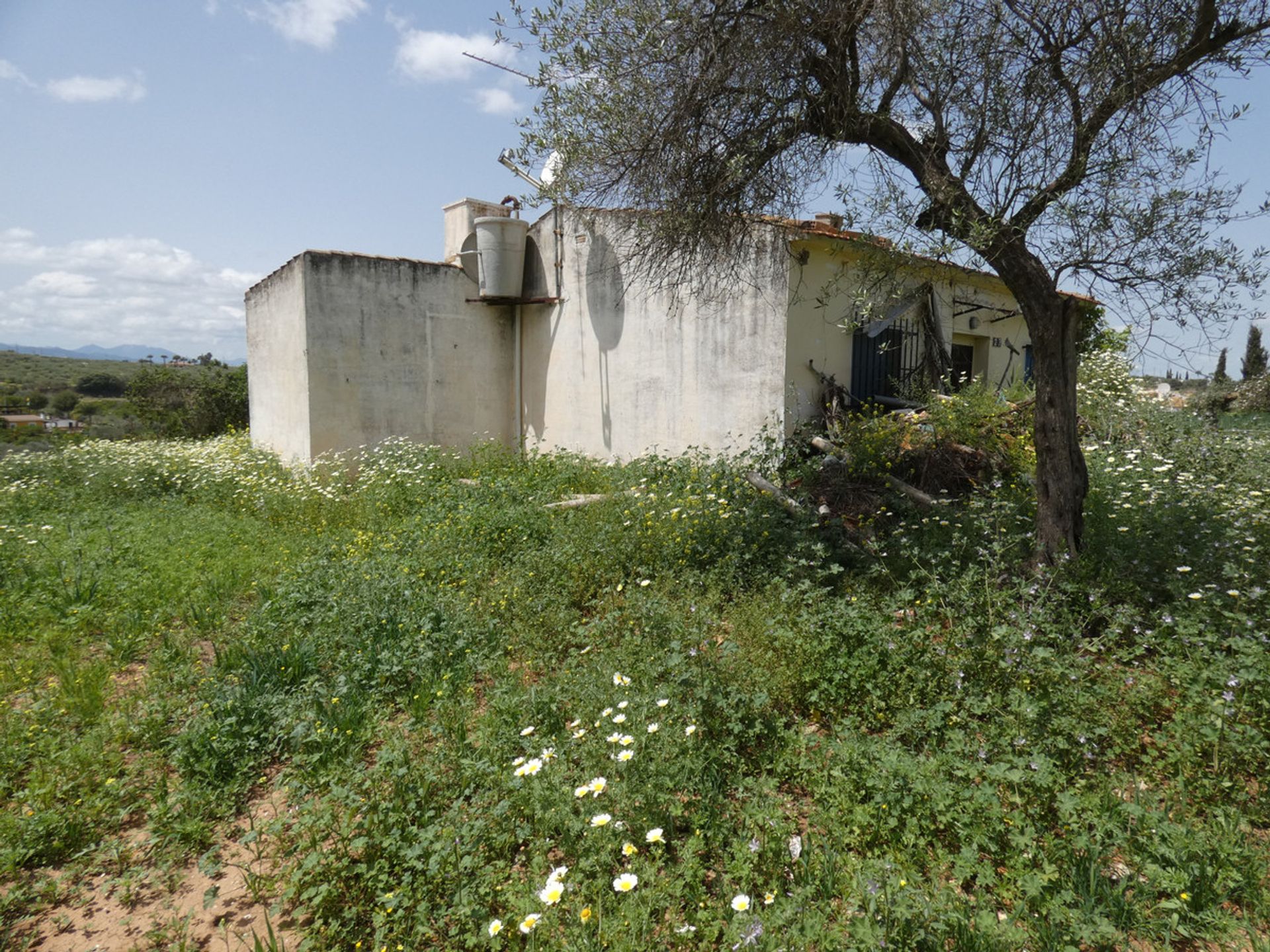 жилой дом в Alhaurín el Grande, Andalusia 12302440