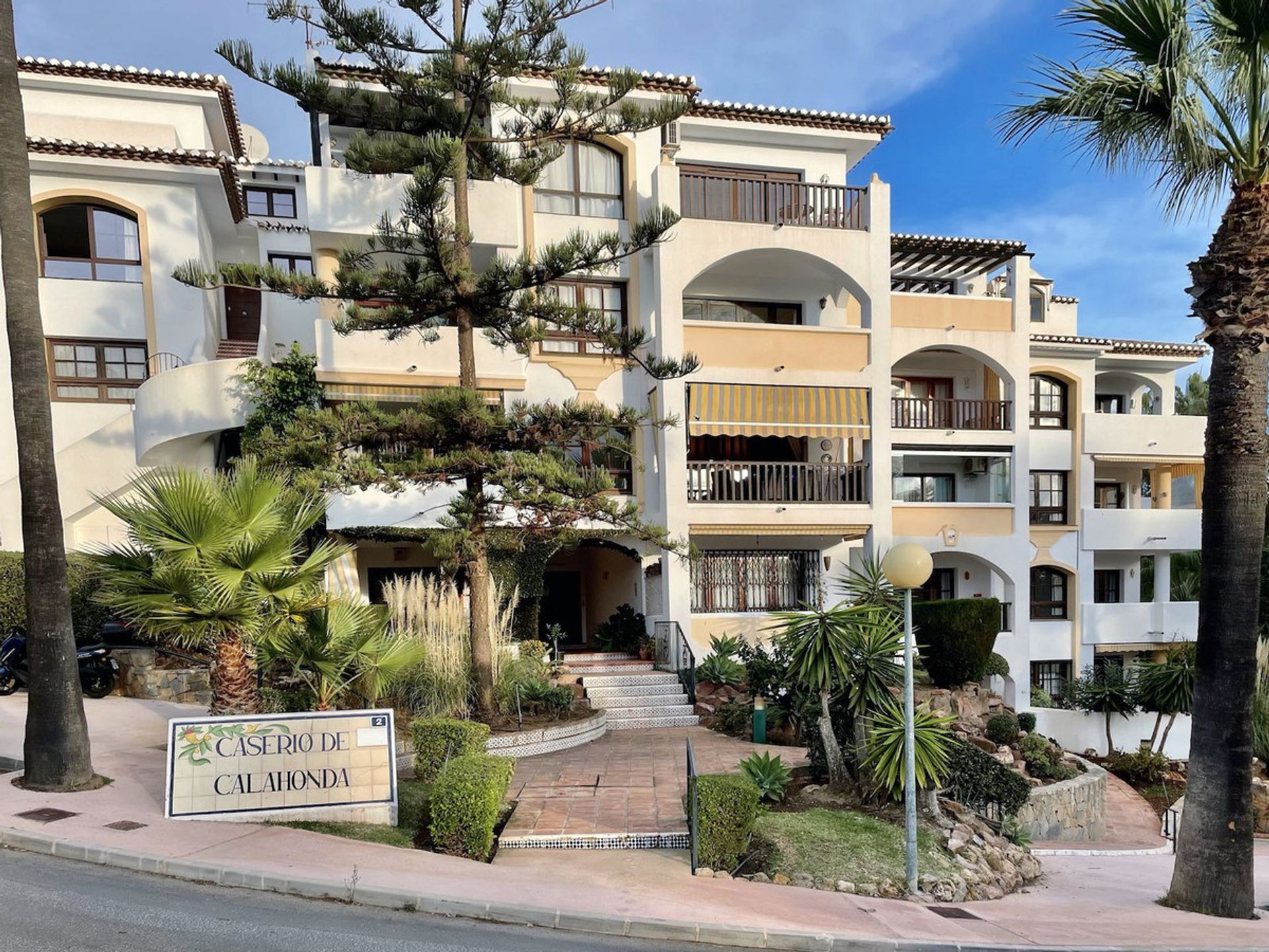 Condominio en Sitio de Calahonda, Andalusia 12302452