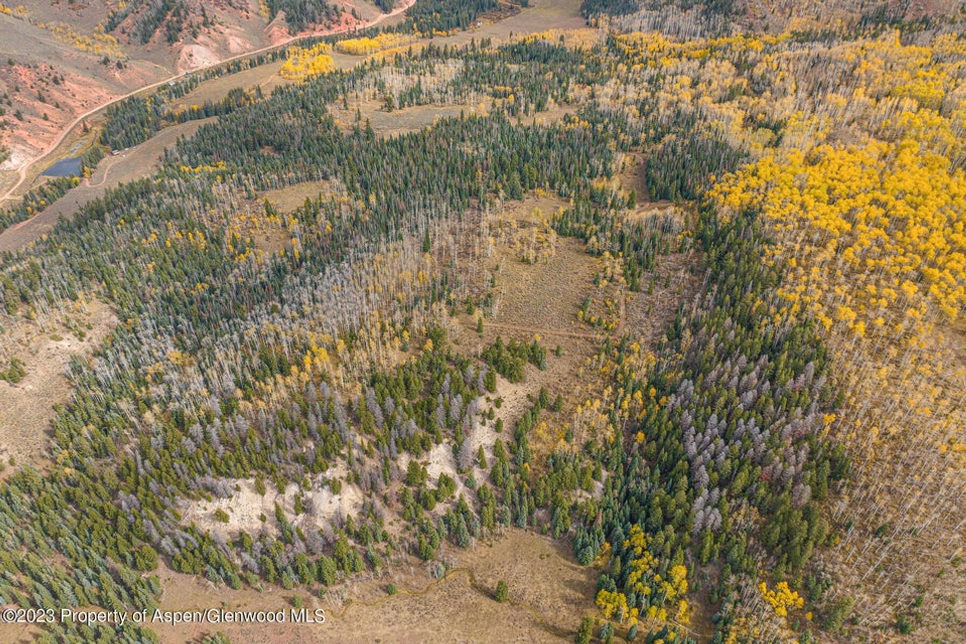 Land i Gypsum, Colorado 12302955