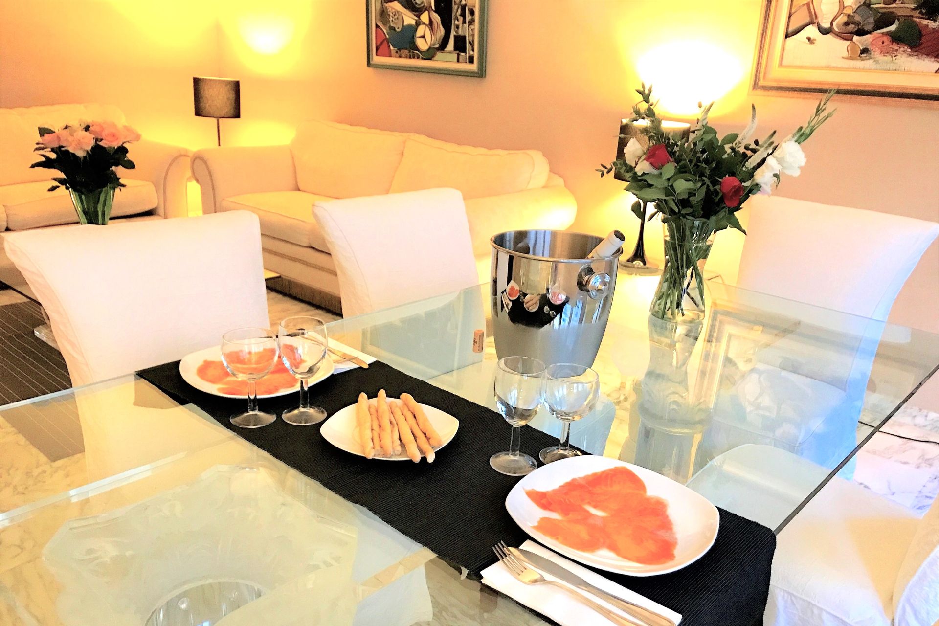 Condominium in Cannes, 99 Rue d'Antibes 12303271