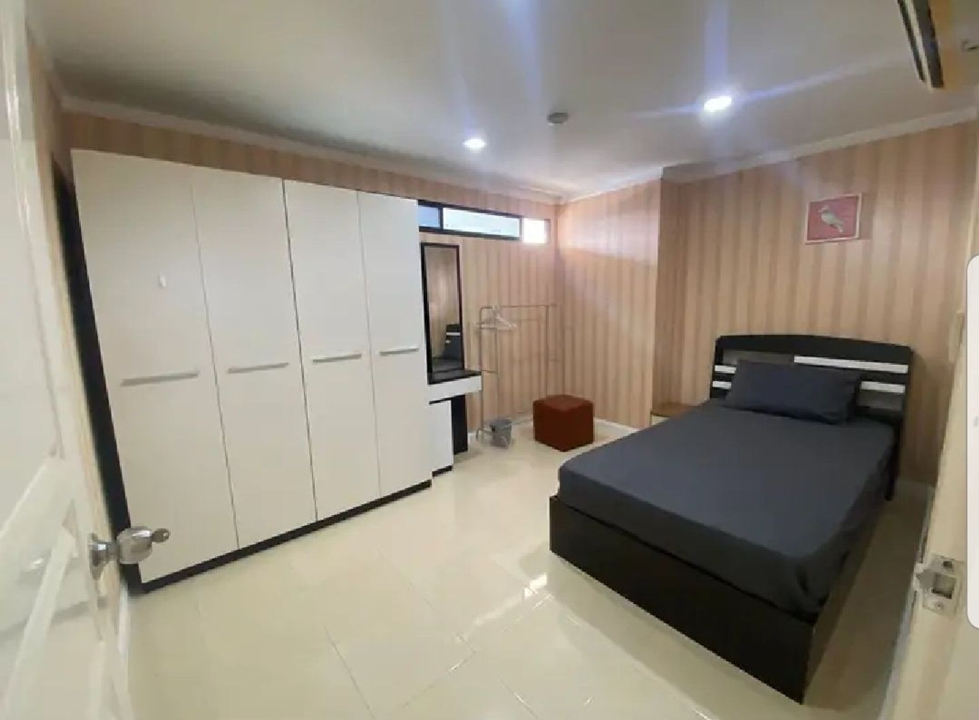 Condominium in Watthana, Krung Thep Maha Nakhon 12303500