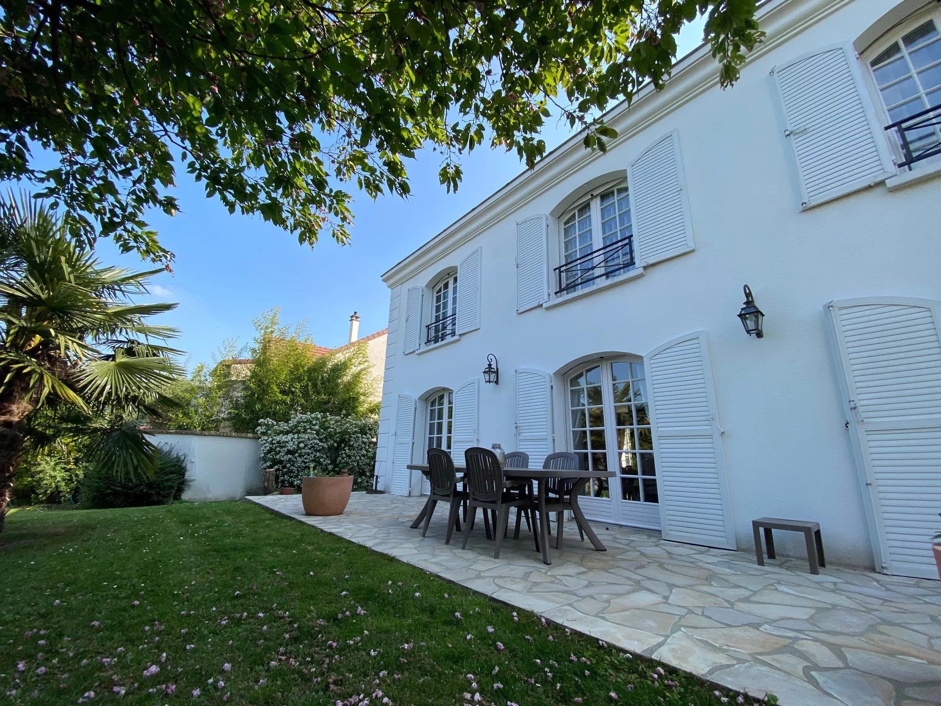 Haus im Le Plessis-Trevise, Ile-de-France 12304522