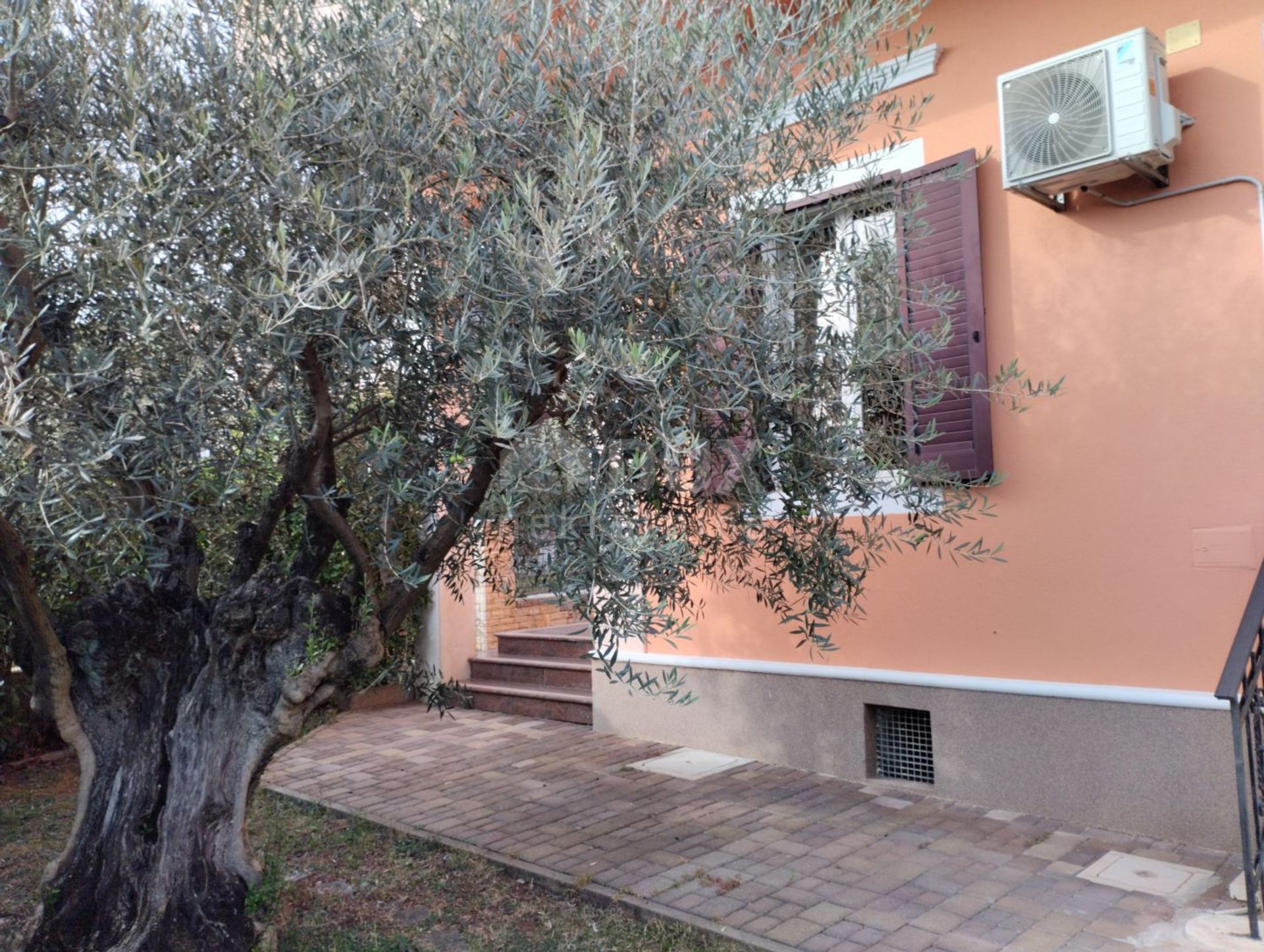 Condominium dans Umag, Istria County 12304804