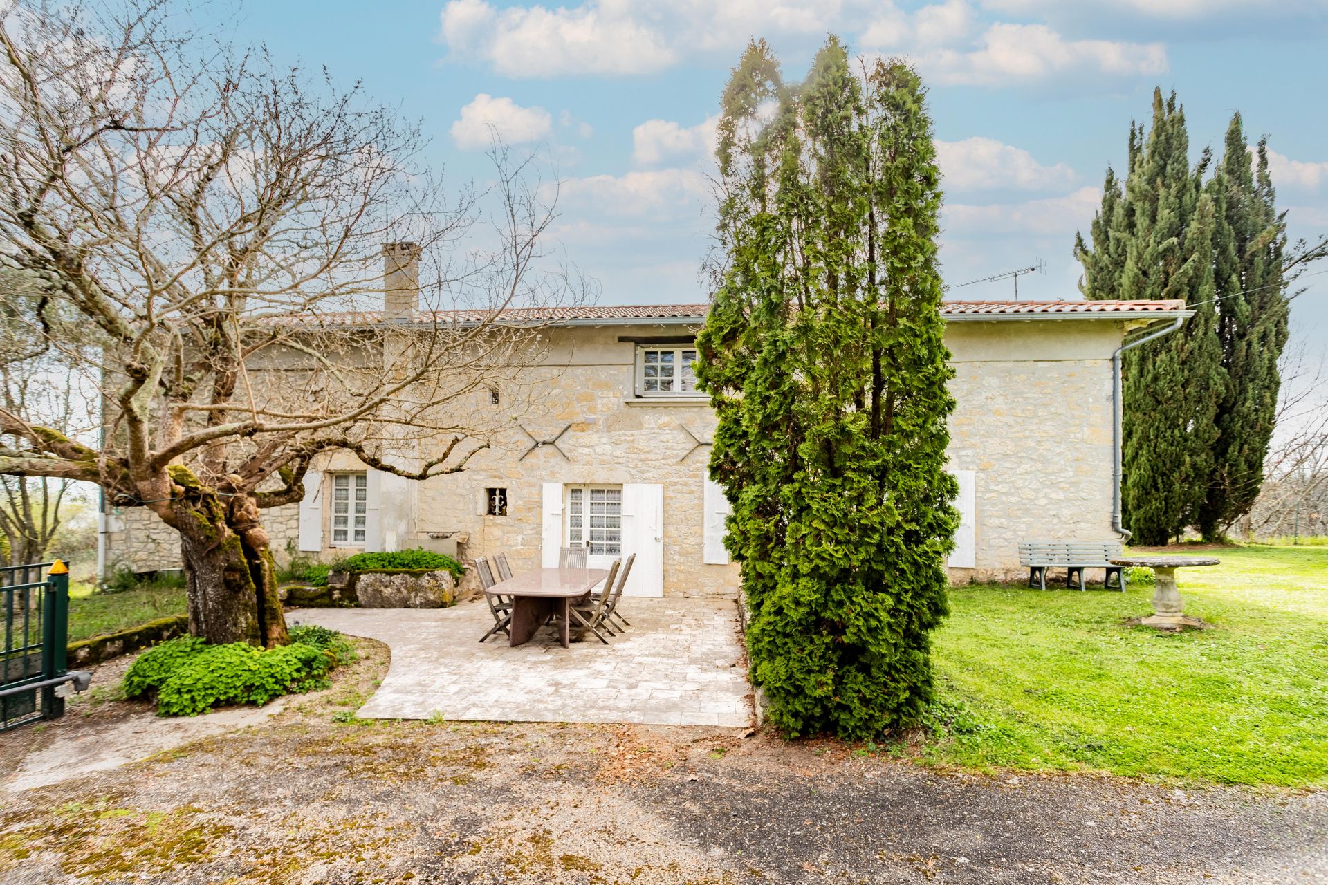 Rumah di Beauville, Nouvelle-Aquitaine 12305788