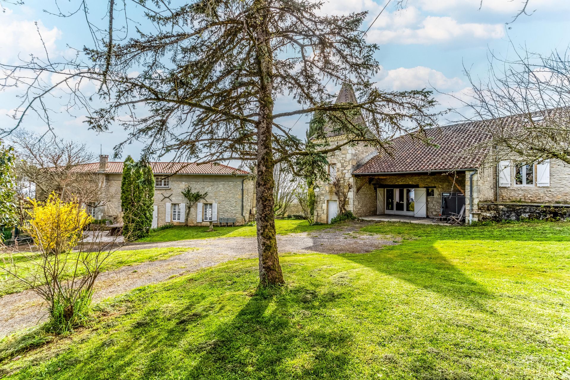 casa en Beauville, Nouvelle-Aquitaine 12305788