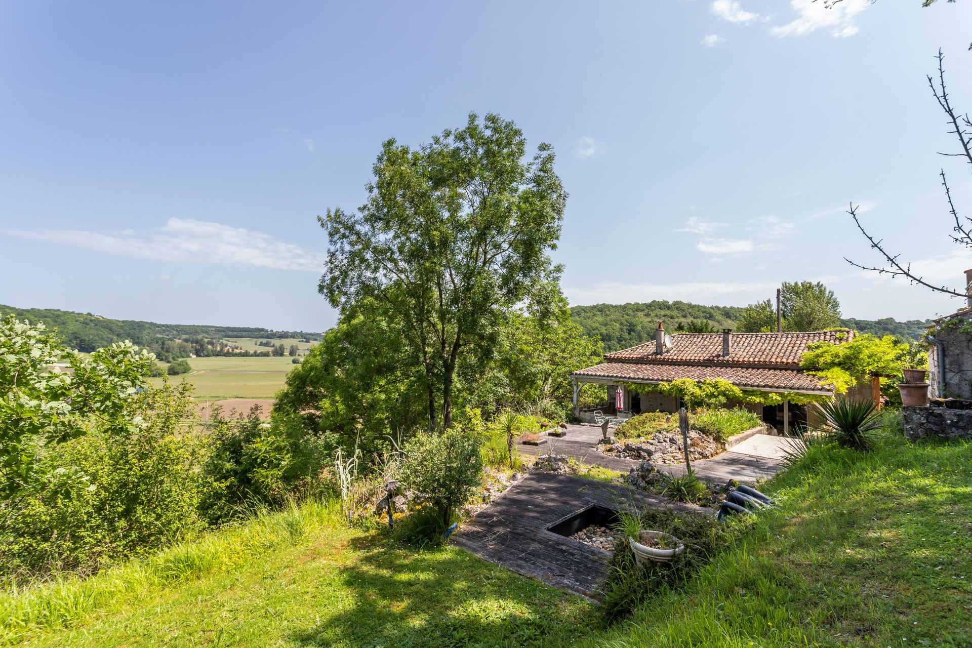 casa en Miramont-de-Quercy, Occitanie 12305795