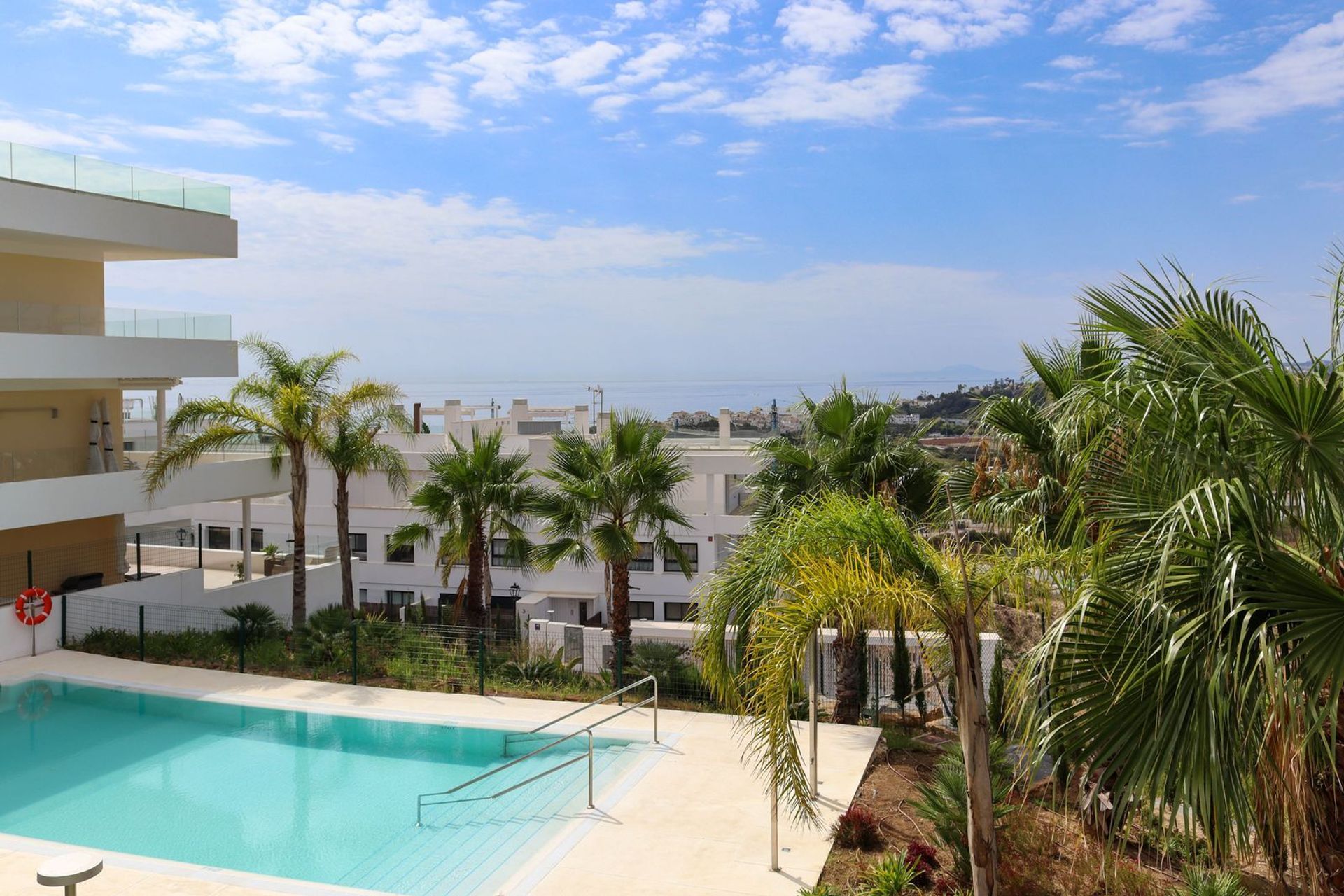 Condominium in Estepona, Andalusia 12306511