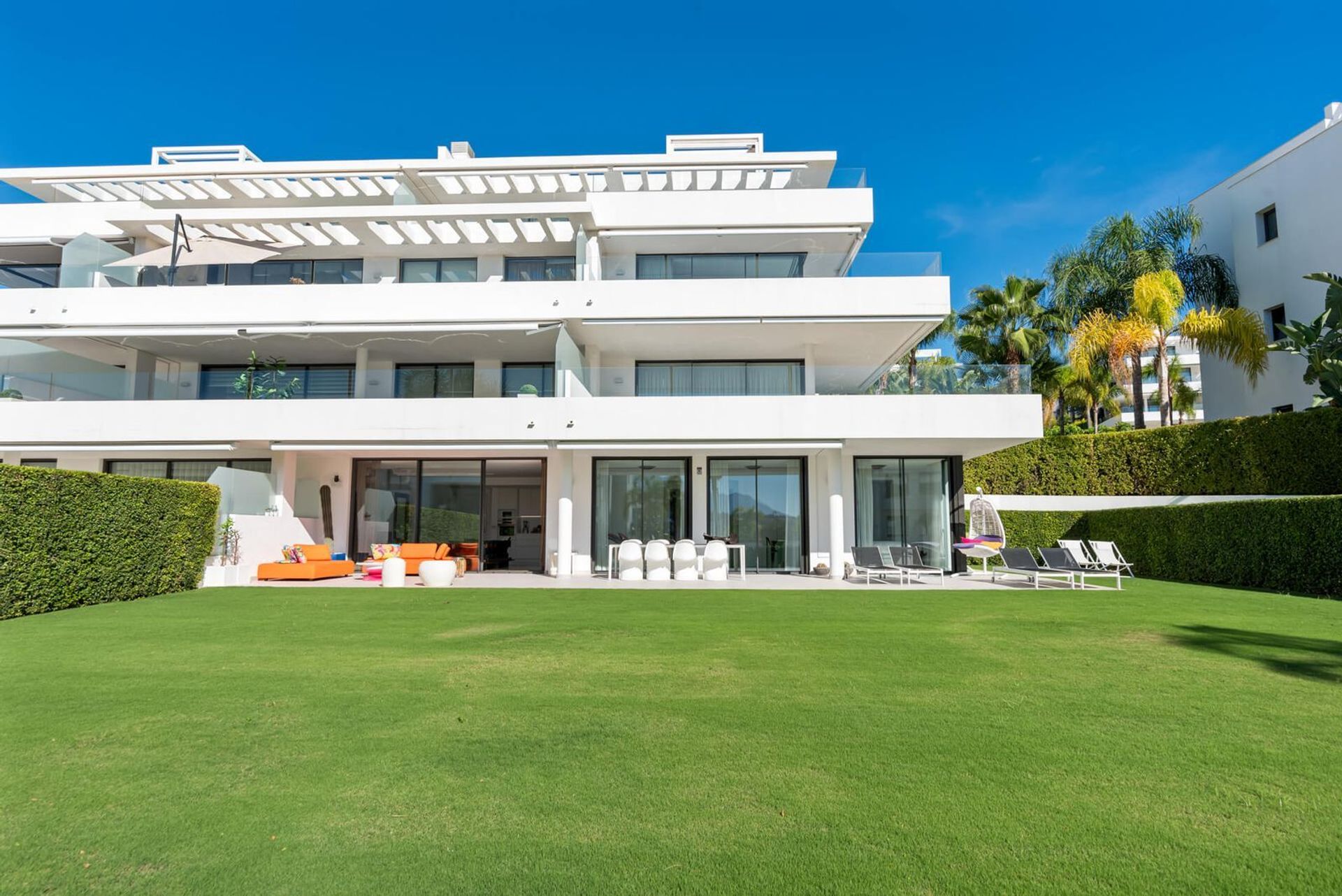 Condominium dans Estepona, Andalucía 12306657