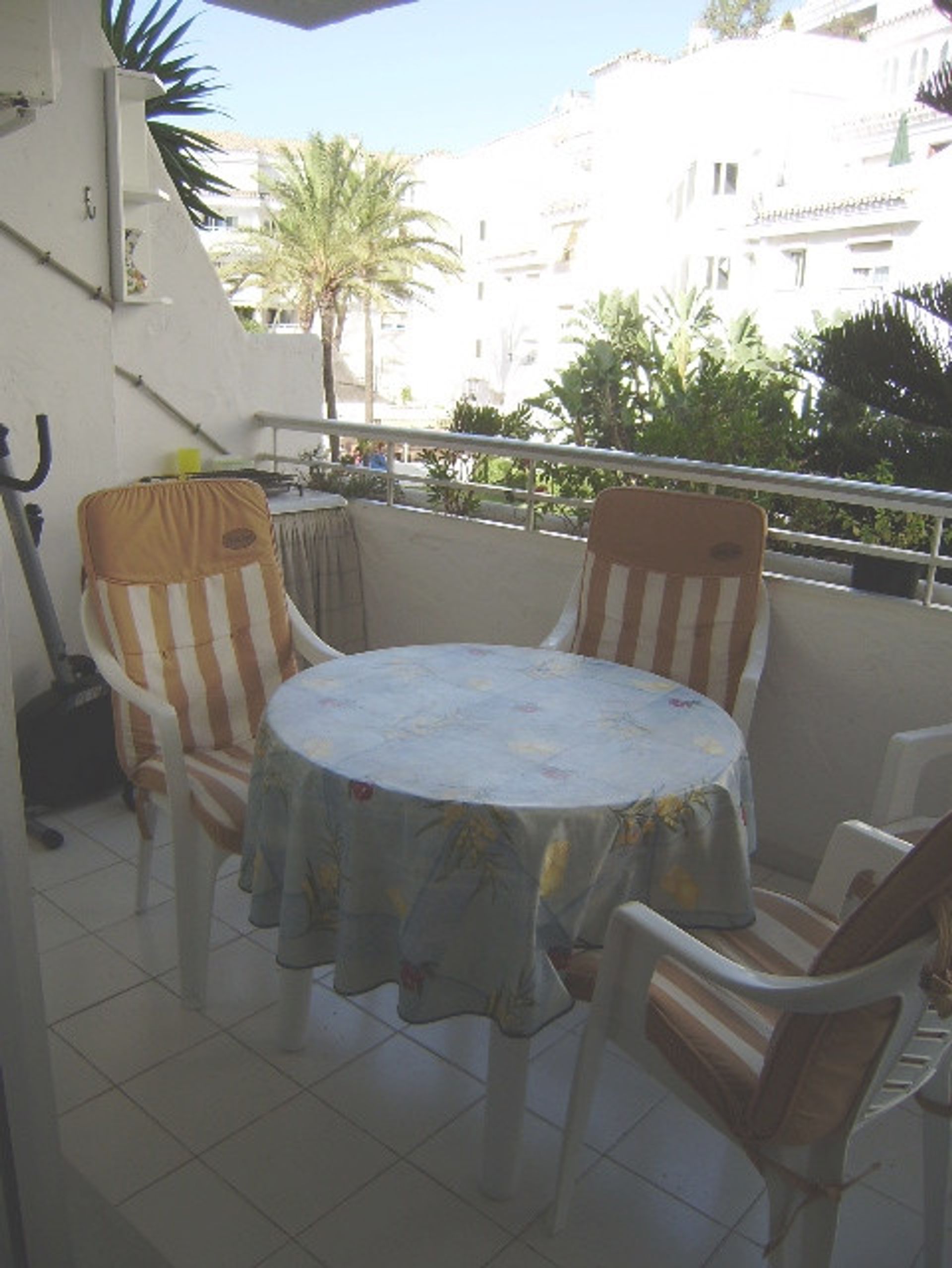 Condominium in Ojen, Andalusië 12306972