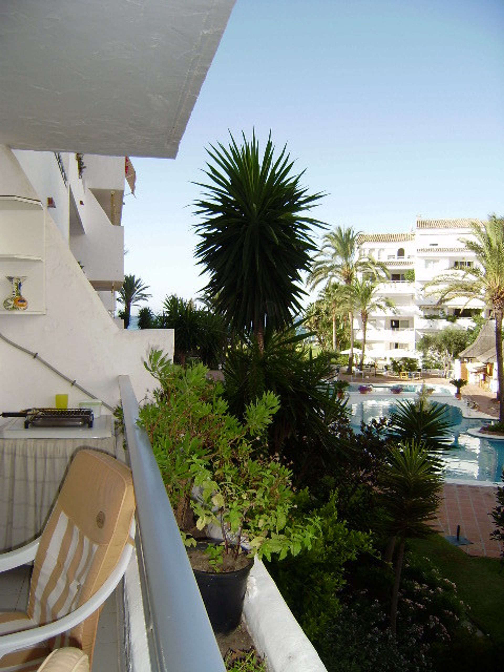 Condominium in Ojen, Andalusië 12306972