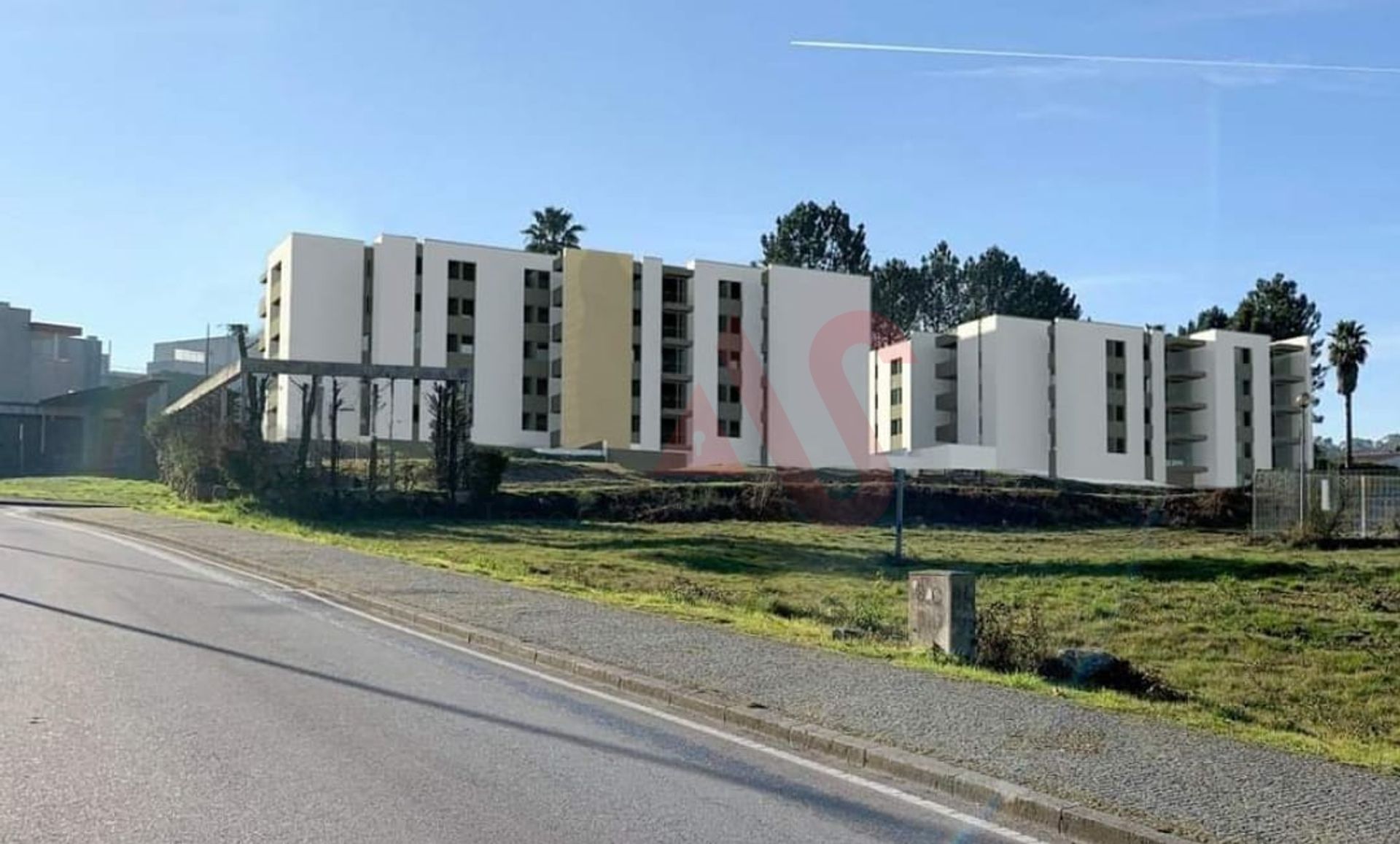 Condominium in Sanguinhaes, Porto 12307452