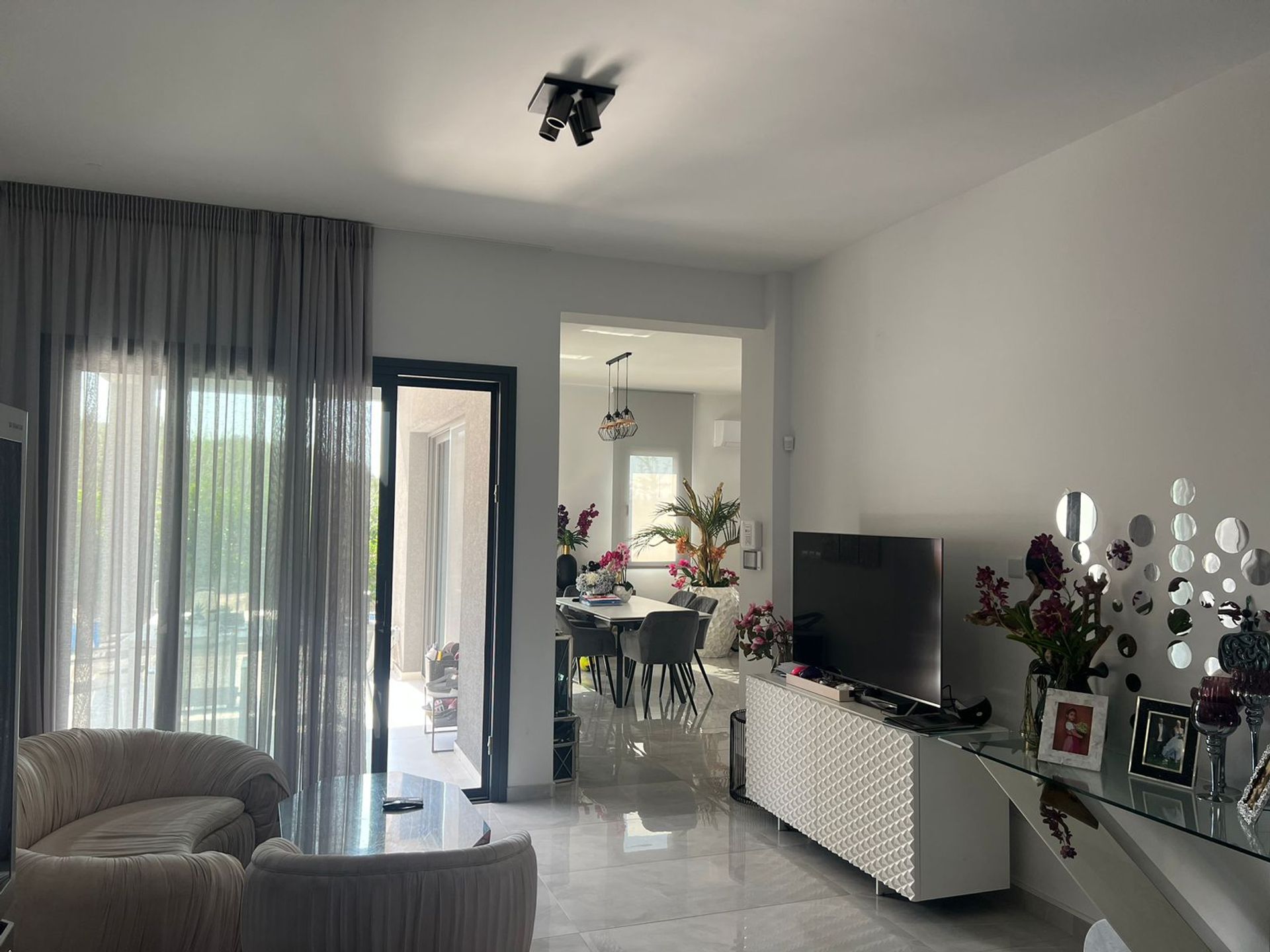 Talo sisään Limassol, Limassol 12307563