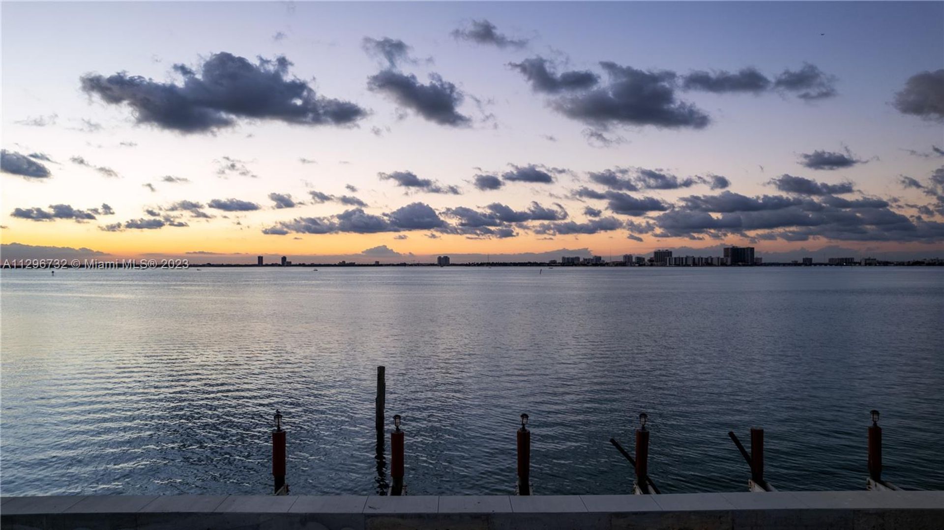 жилой дом в Miami Beach, Florida 12307886