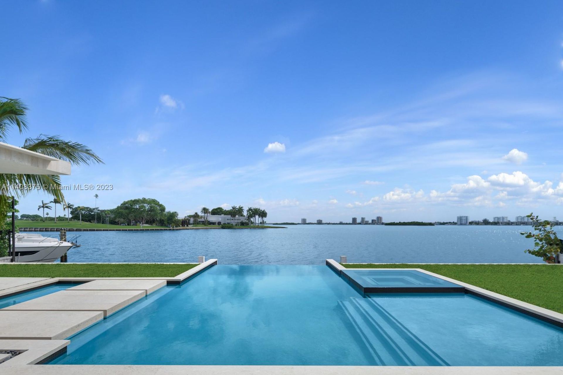 House in Bay Harbor Islands, Florida 12307903