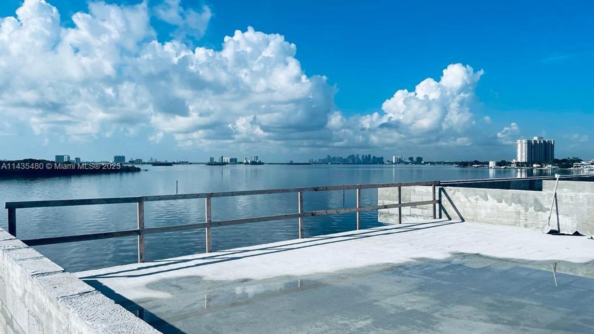 मकान में North Miami, Florida 12307923