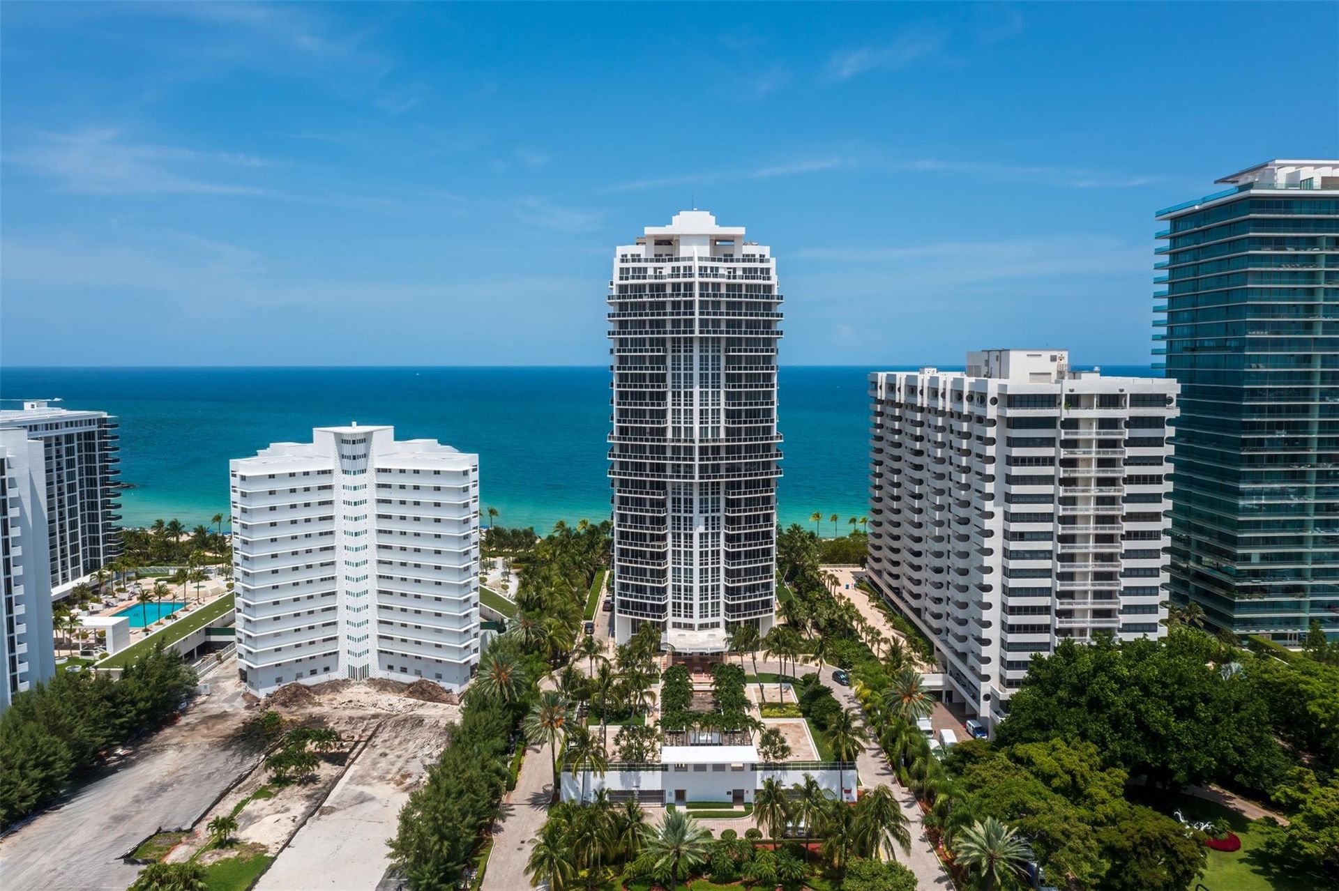 सम्मिलित में Bal Harbour, Florida 12307980