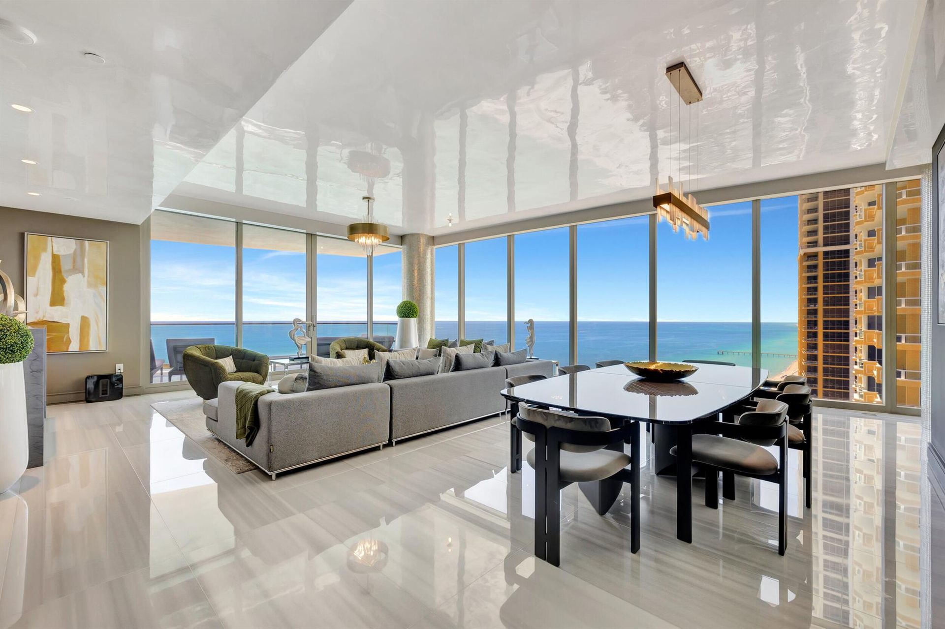 公寓 在 Sunny Isles Beach, Florida 12307994