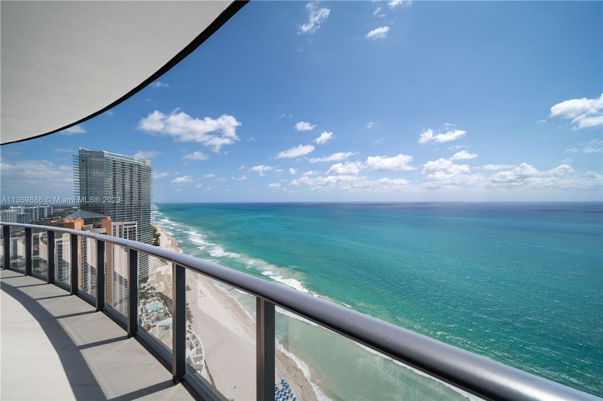 公寓 在 Sunny Isles Beach, Florida 12307995