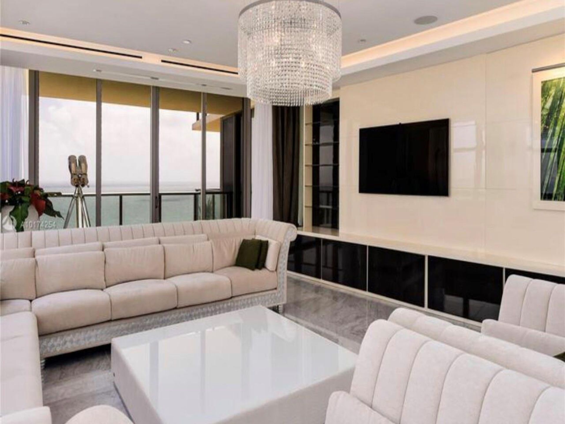 Condominium in Bal Harbour, Florida 12308009