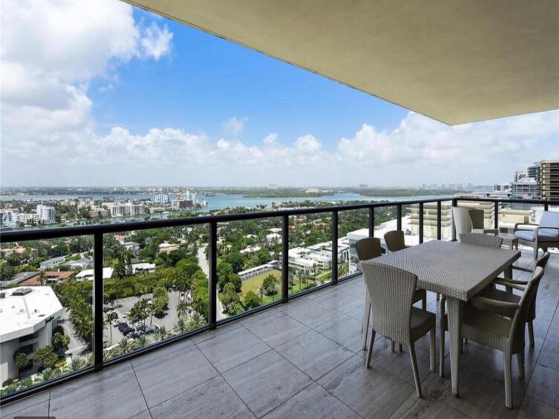 Condominium in Bal Harbour, Florida 12308009