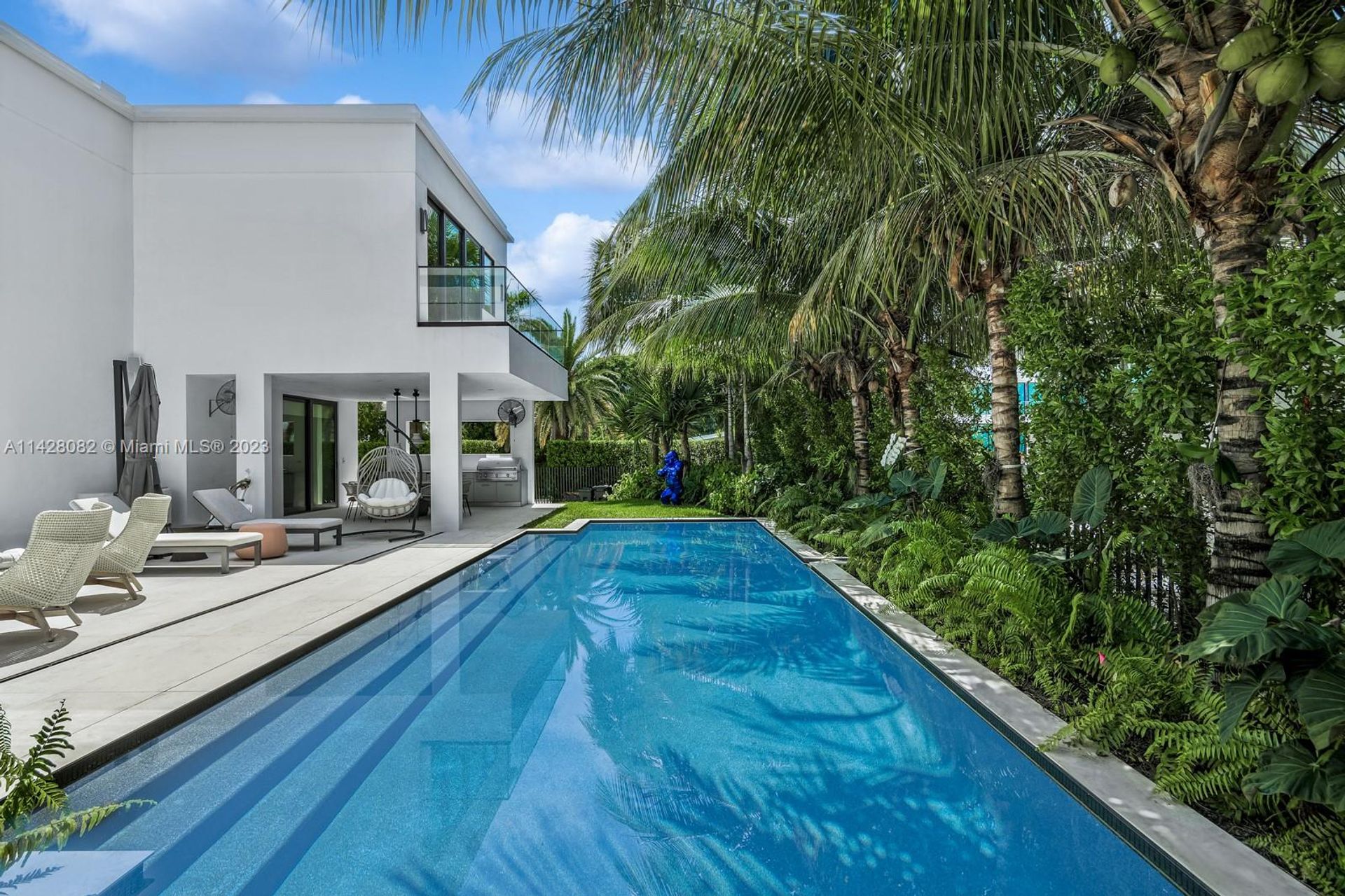 House in Miami Beach, Florida 12308022