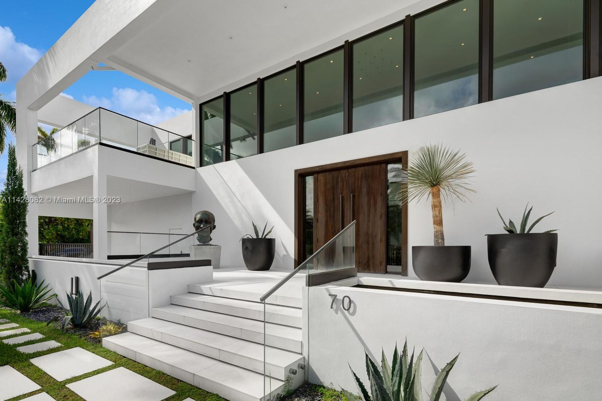 House in Miami Beach, Florida 12308022