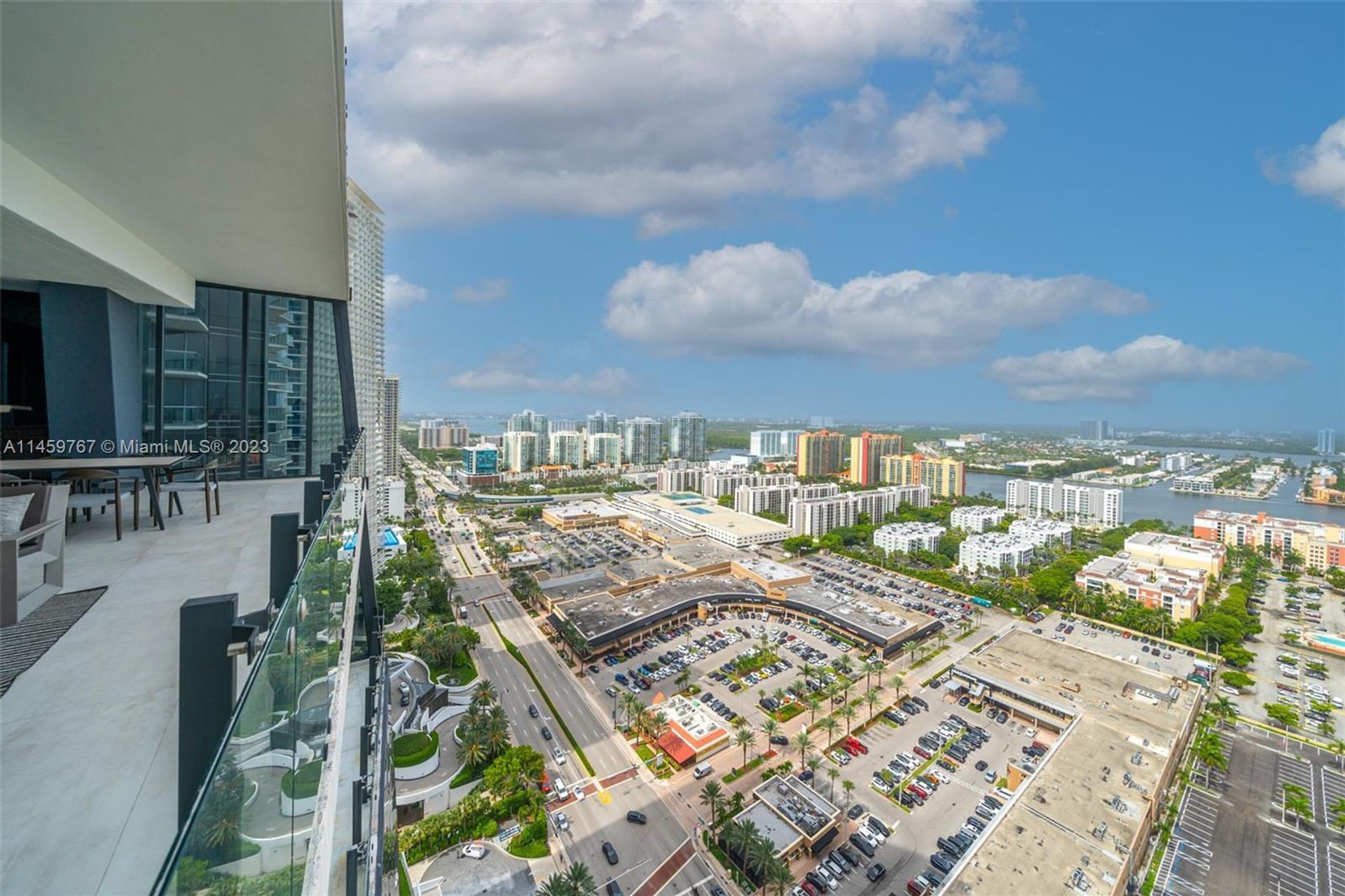 Кондоминиум в Sunny Isles Beach, Florida 12308046