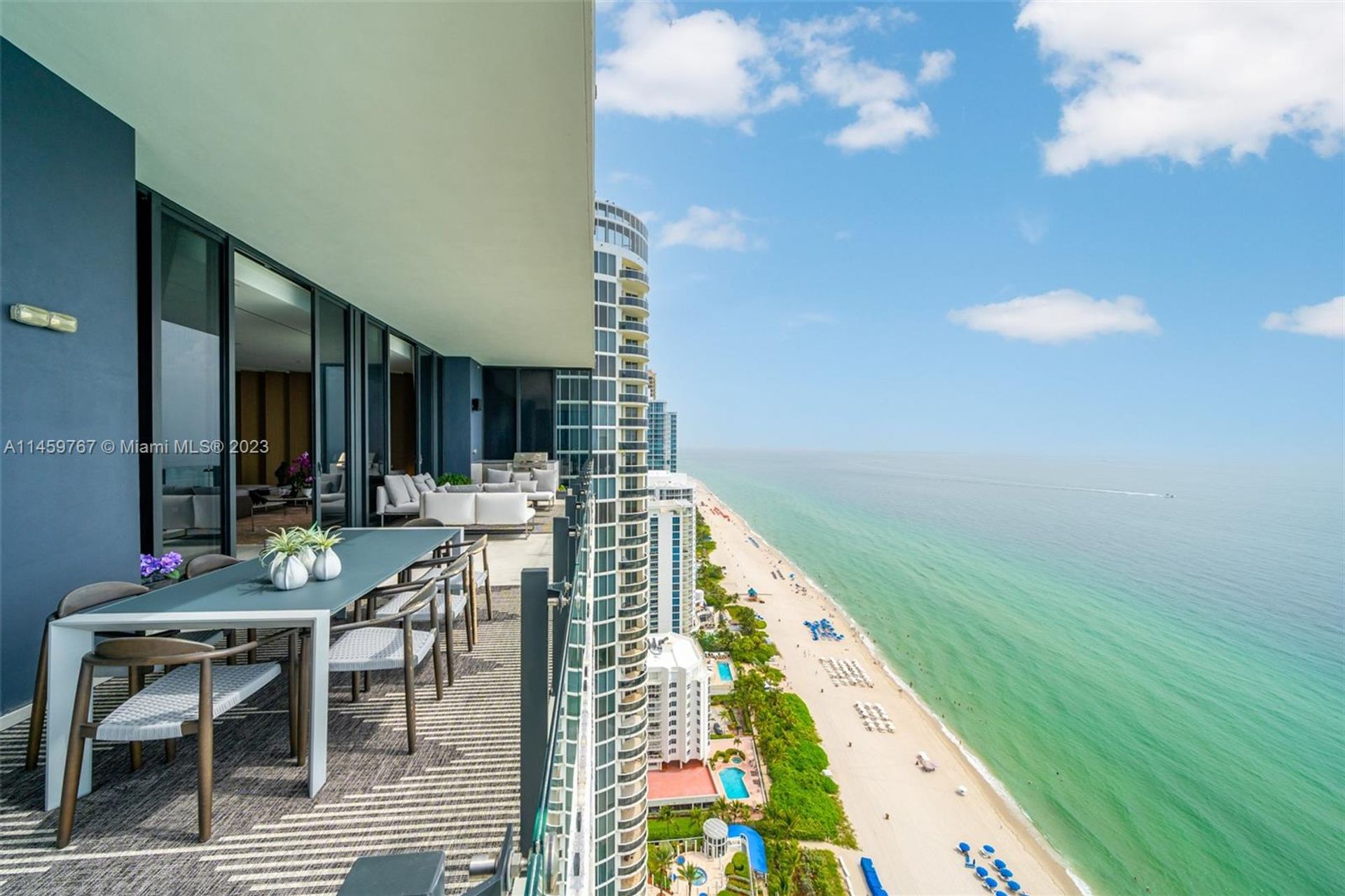 Кондоминиум в Sunny Isles Beach, Florida 12308046