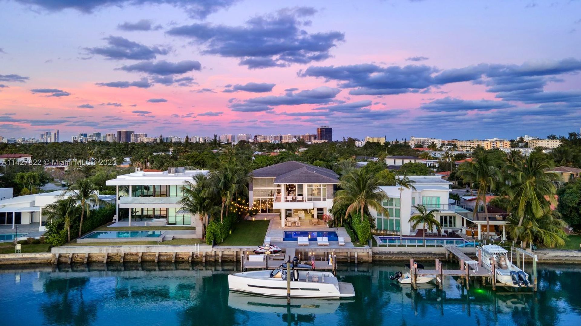 casa en Costas de Normandía, Florida 12308048