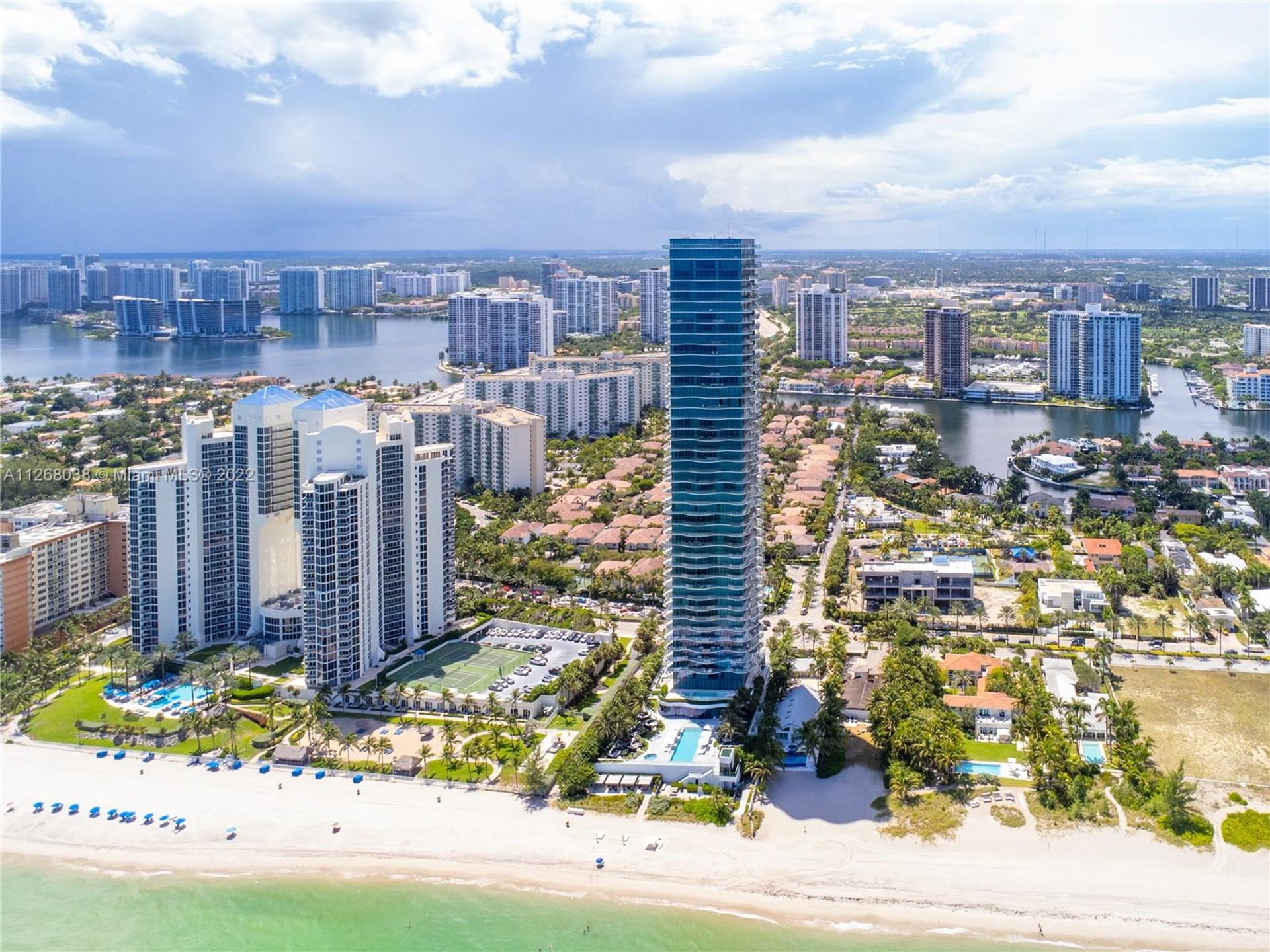 Будинок в Sunny Isles Beach, Florida 12308052