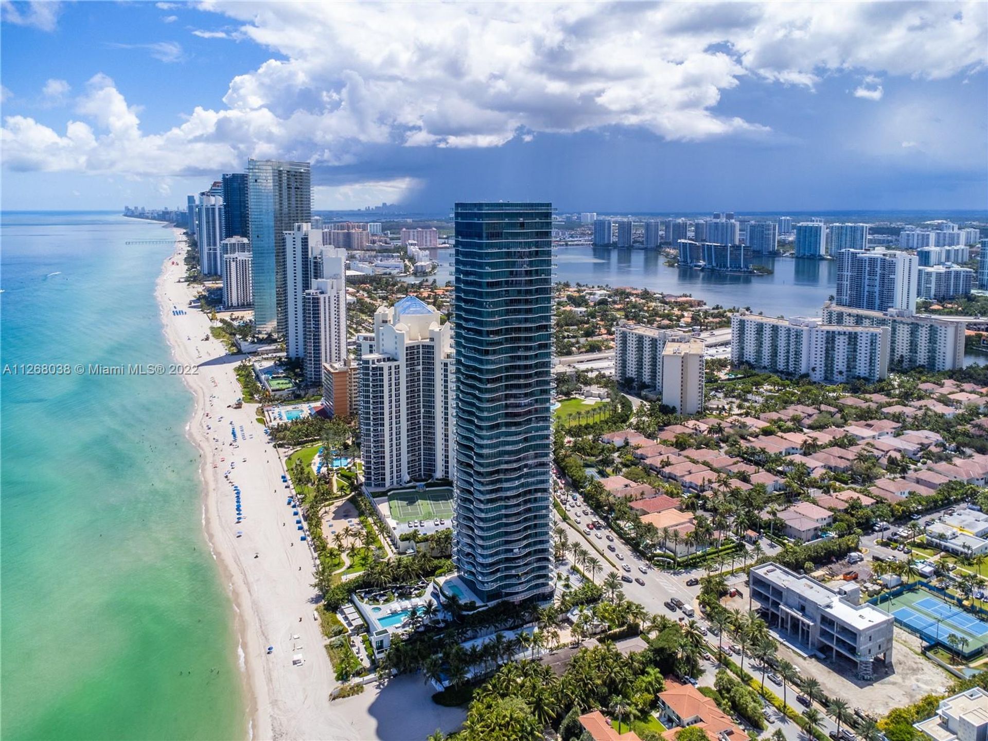 Будинок в Sunny Isles Beach, Florida 12308052