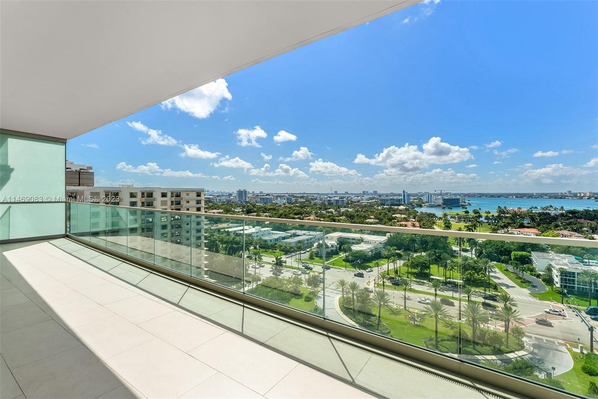 Condominio en Bal Harbour, Florida 12308057