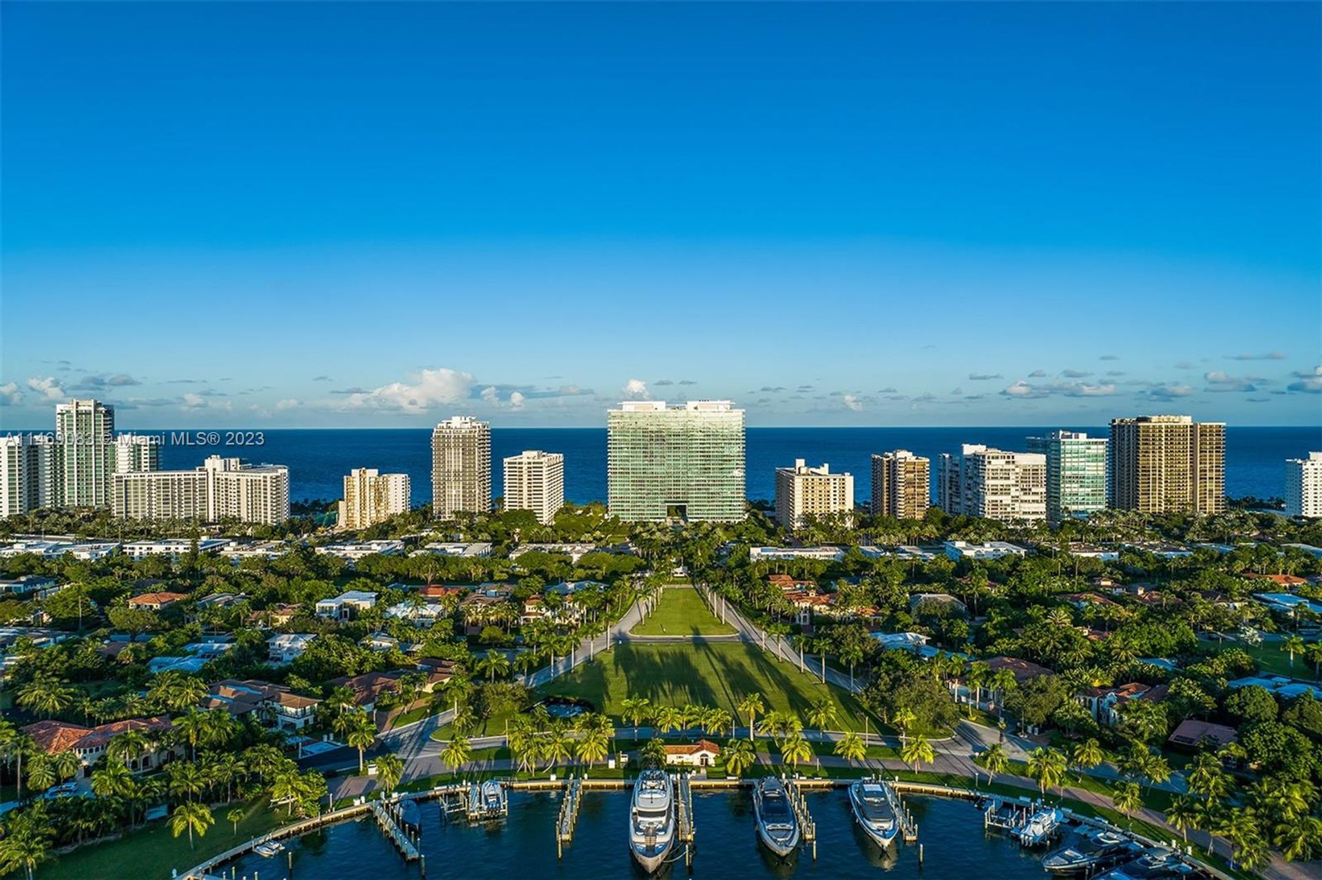 Condominio en Bal Harbour, Florida 12308057