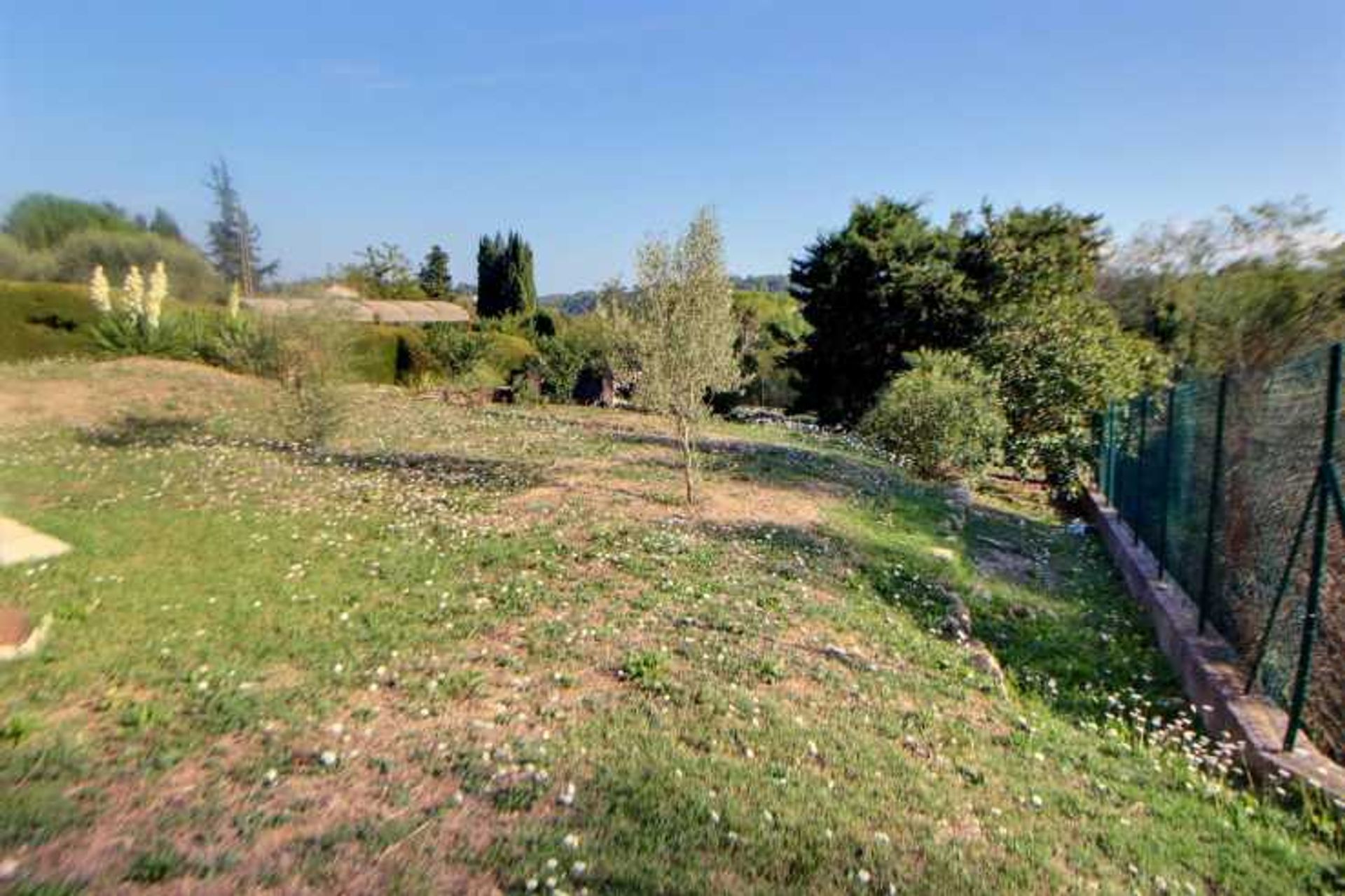 Huis in Châteauneuf, Provence-Alpes-Côte d'Azur 12308073