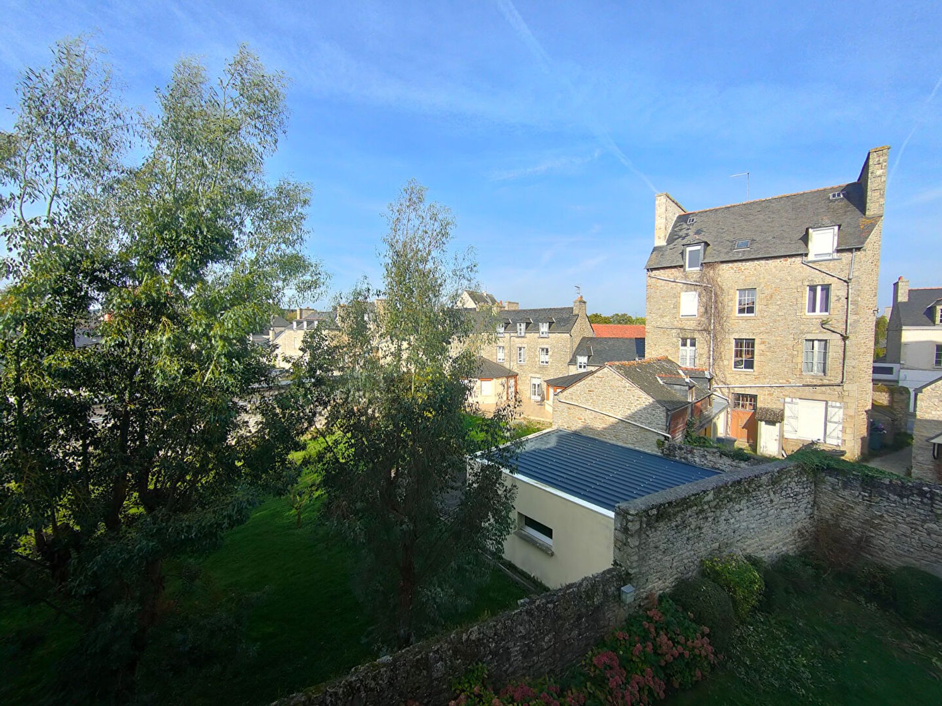 Condominium in Dinan, Brittany 12308157