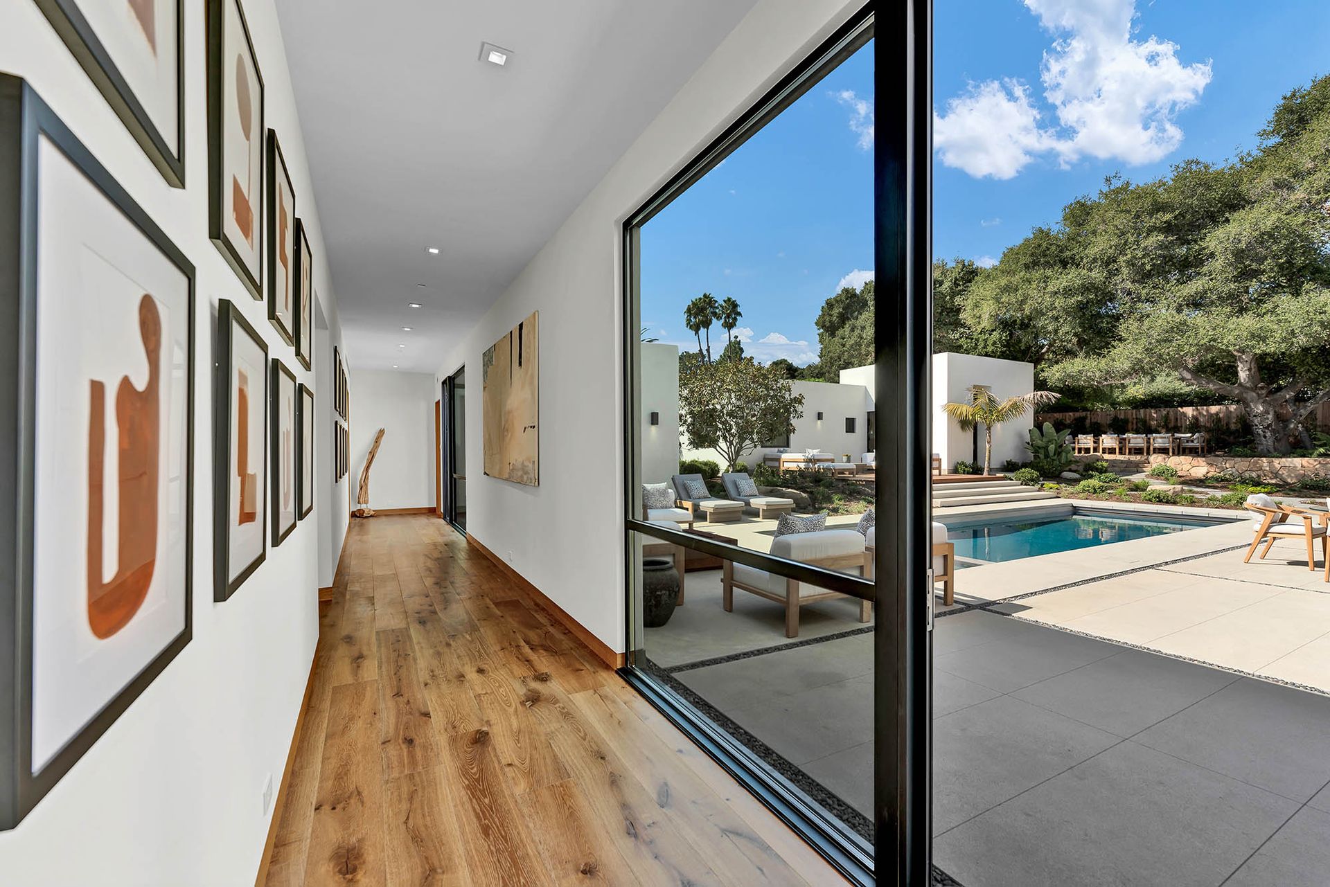 Huis in Montecito, 515 Santa Angela Lane 12309267