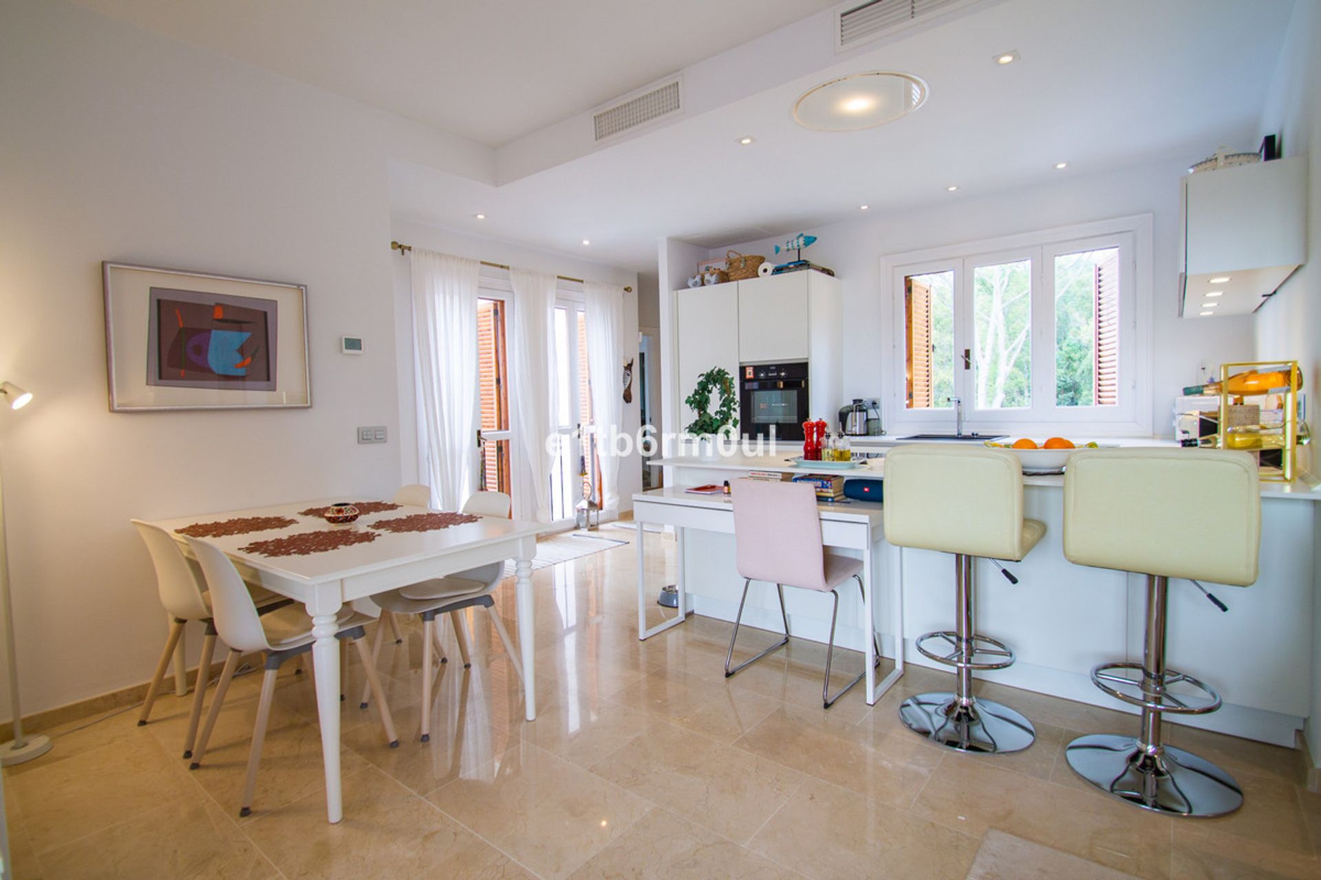 Condominium in Marbella, Andalucía 12310901