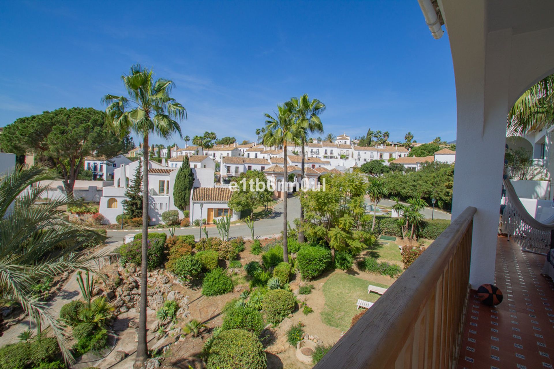 Condominium in Marbella, Andalucía 12310901