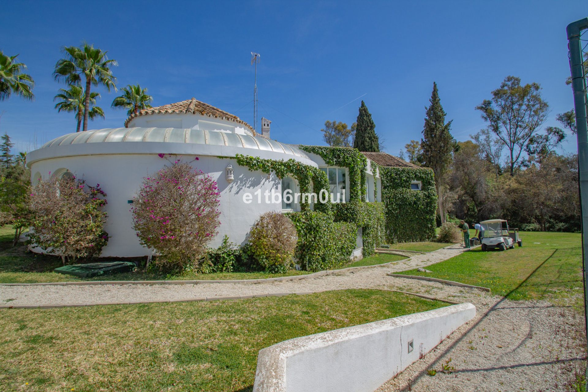 Condominium in Marbella, Andalucía 12310901