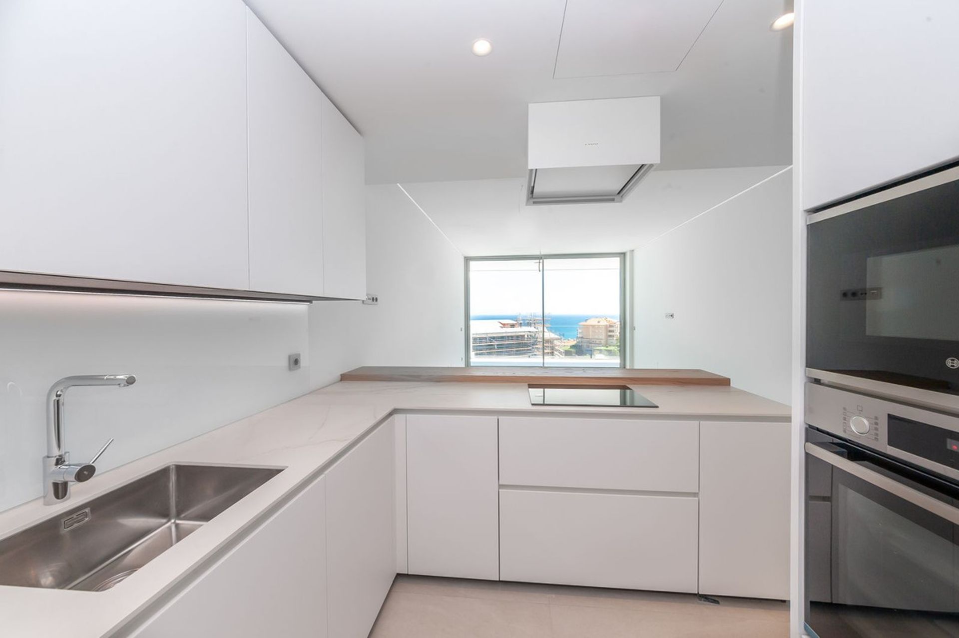 Condominio en Fuengirola, Andalusia 12313449