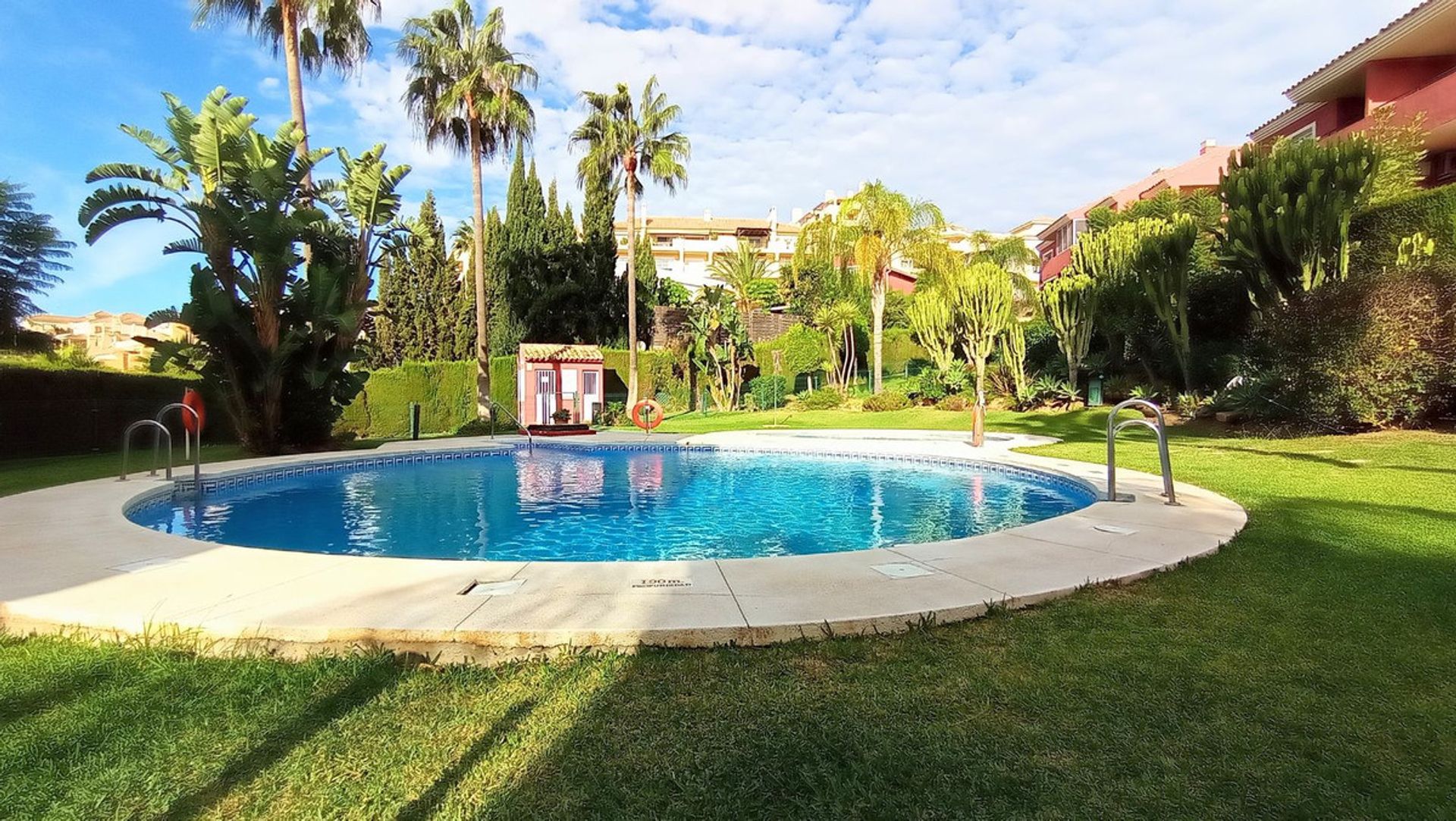 Condominium in Las Lagunas, Andalusia 12313461