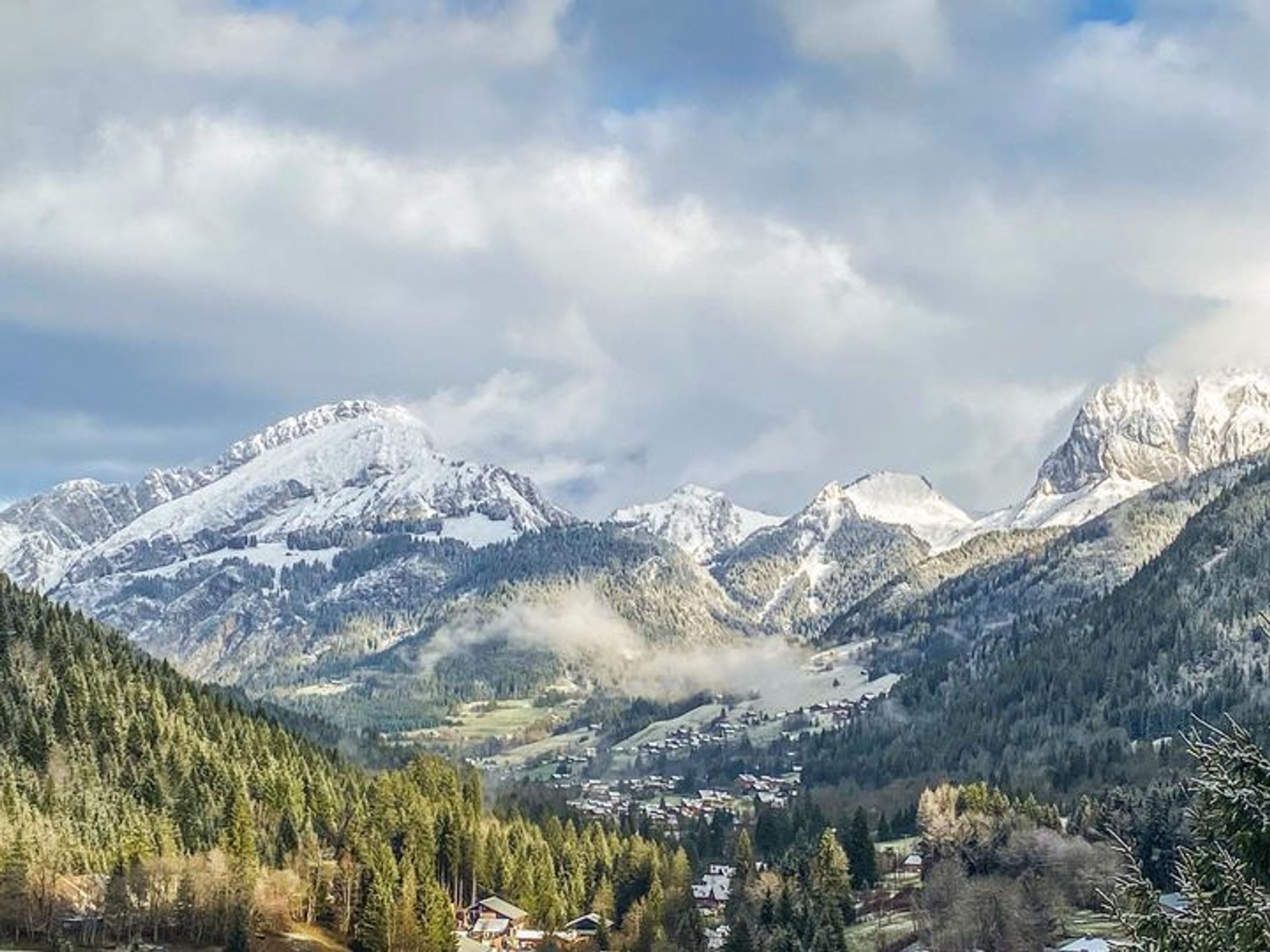 Autre dans Chatel, Auvergne-Rhone-Alpes 12315202