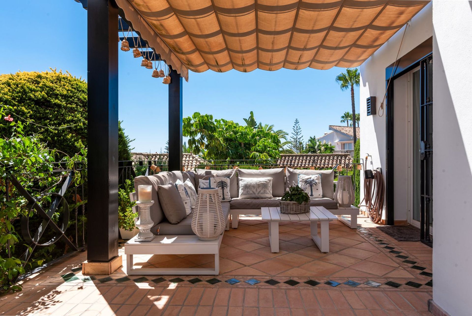 rumah dalam Marbella, Andalucía 12315663