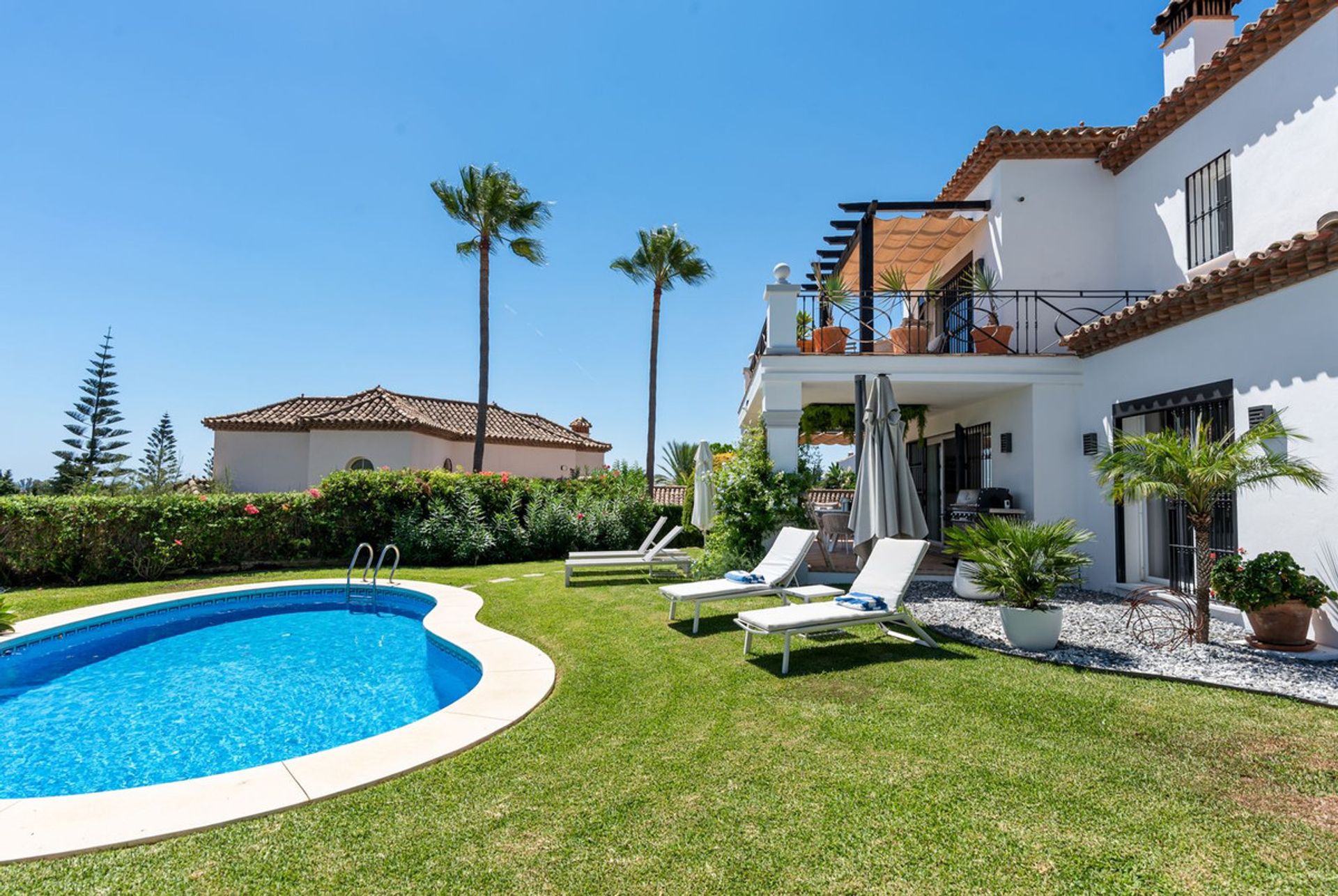 rumah dalam Marbella, Andalucía 12315663