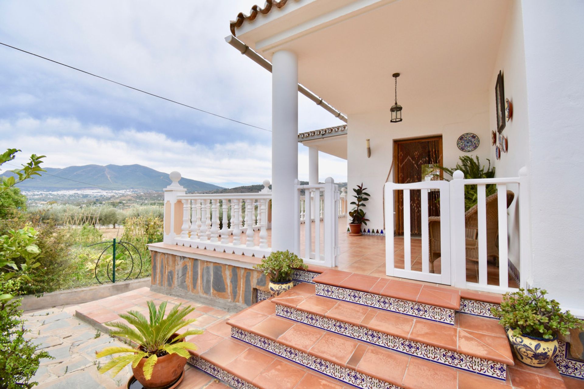 rumah dalam Coín, Andalusia 12315879