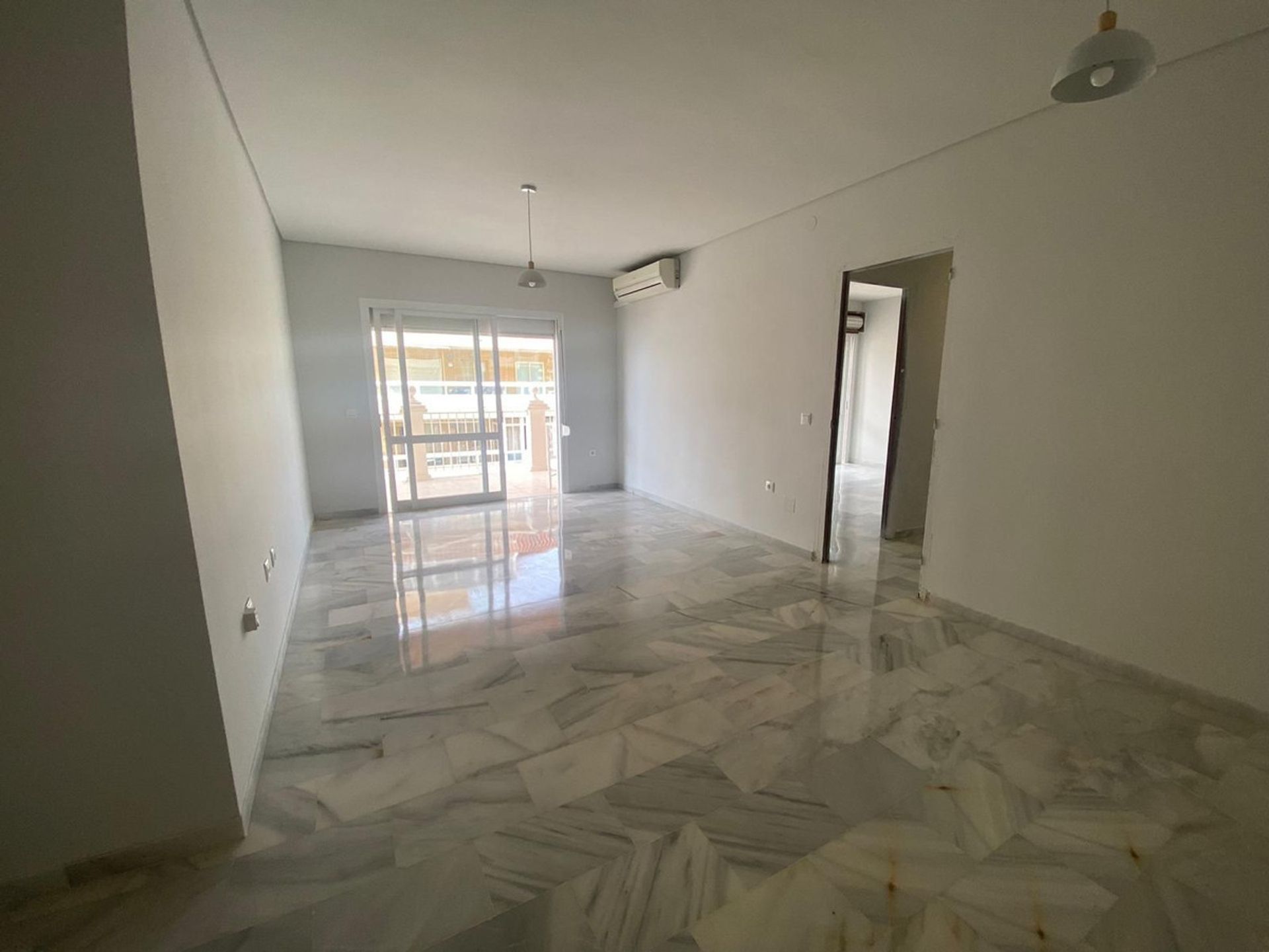 Condominium in Fuengirola, Andalusia 12315915