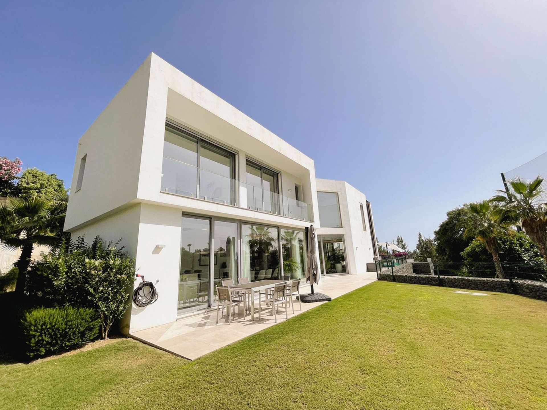 rumah dalam Marbella, Andalucía 12315948