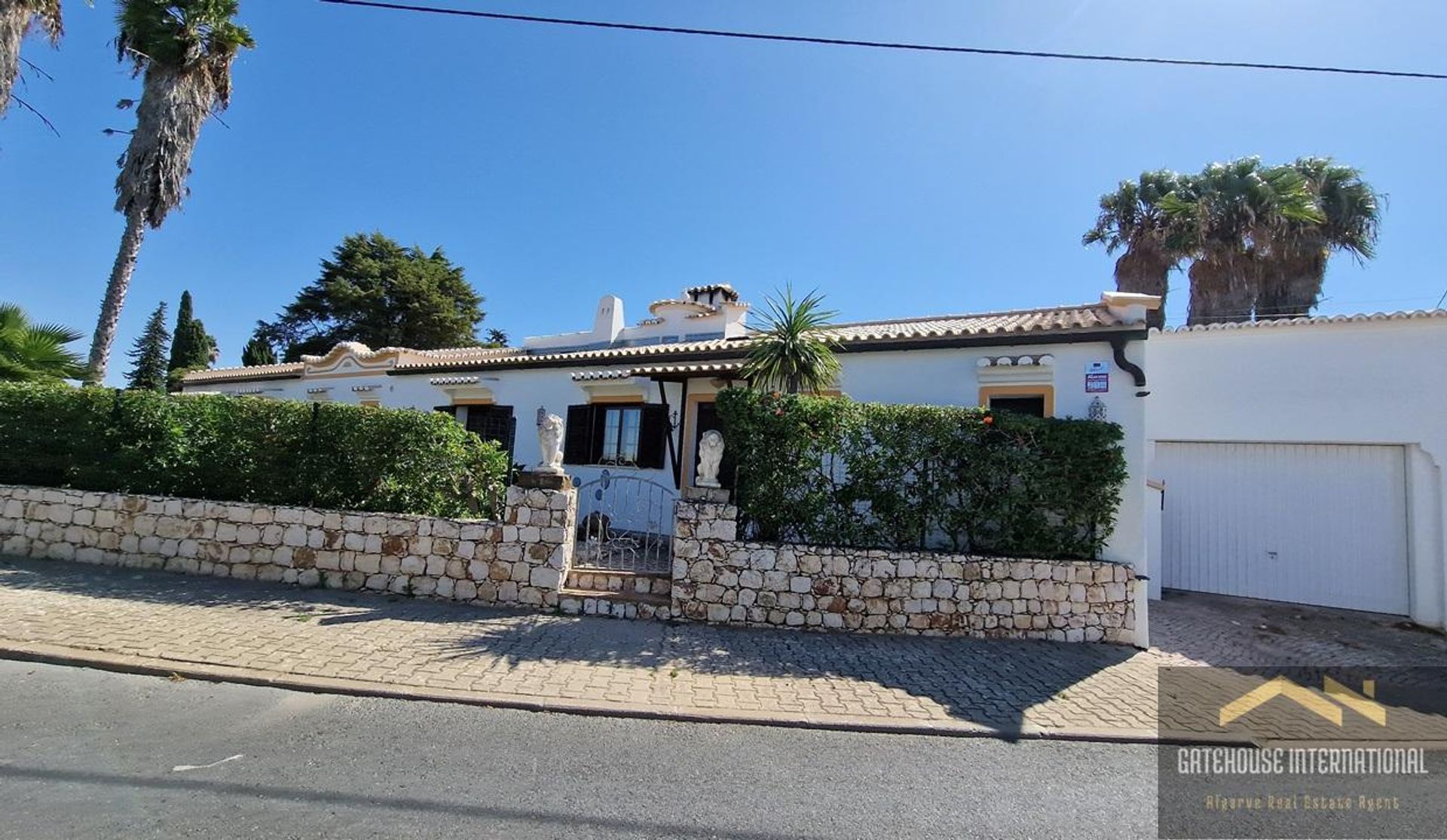 House in Carvoeiro, Faro 12316754