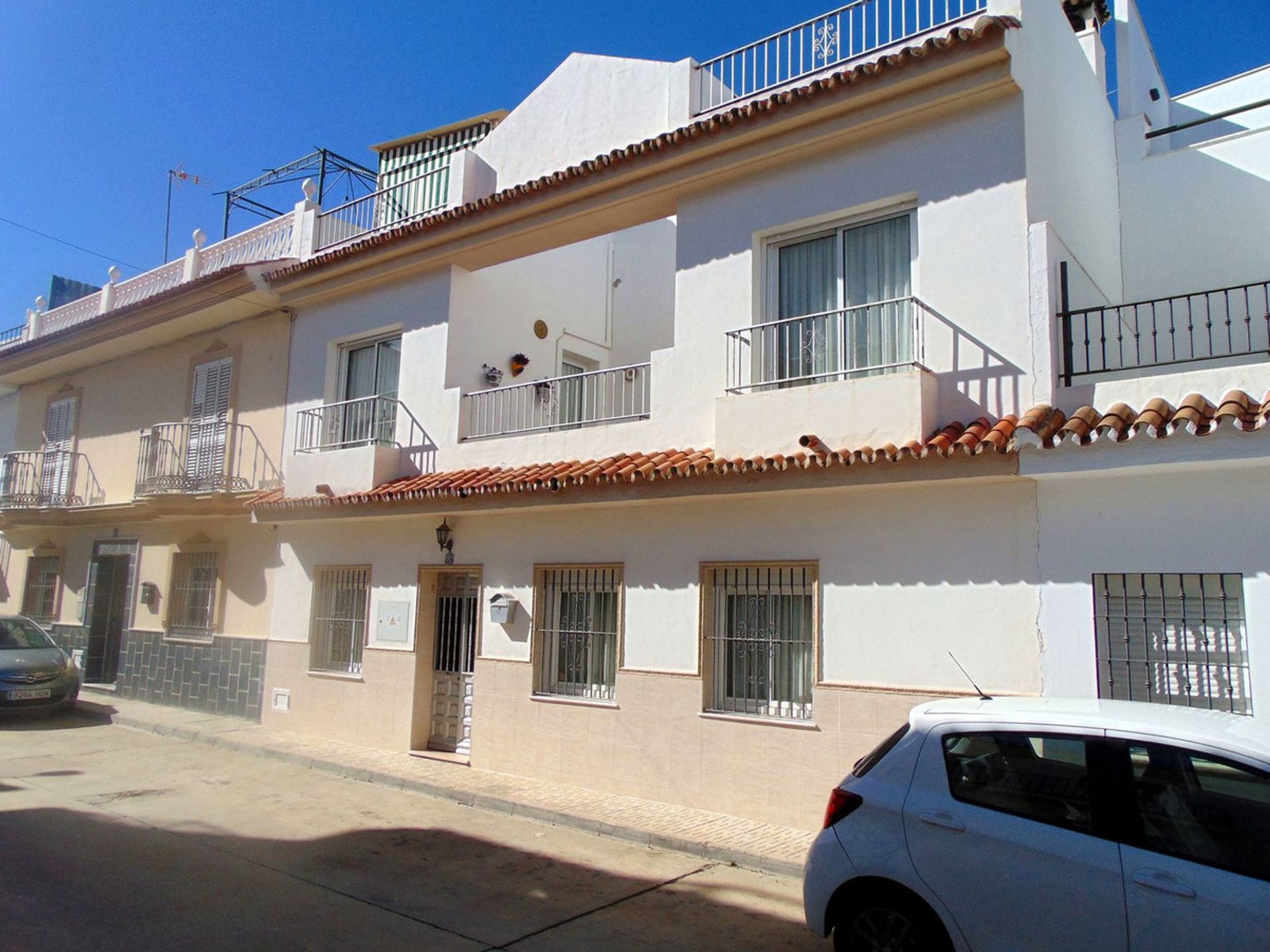 House in Alhaurín el Grande, Andalusia 12318728